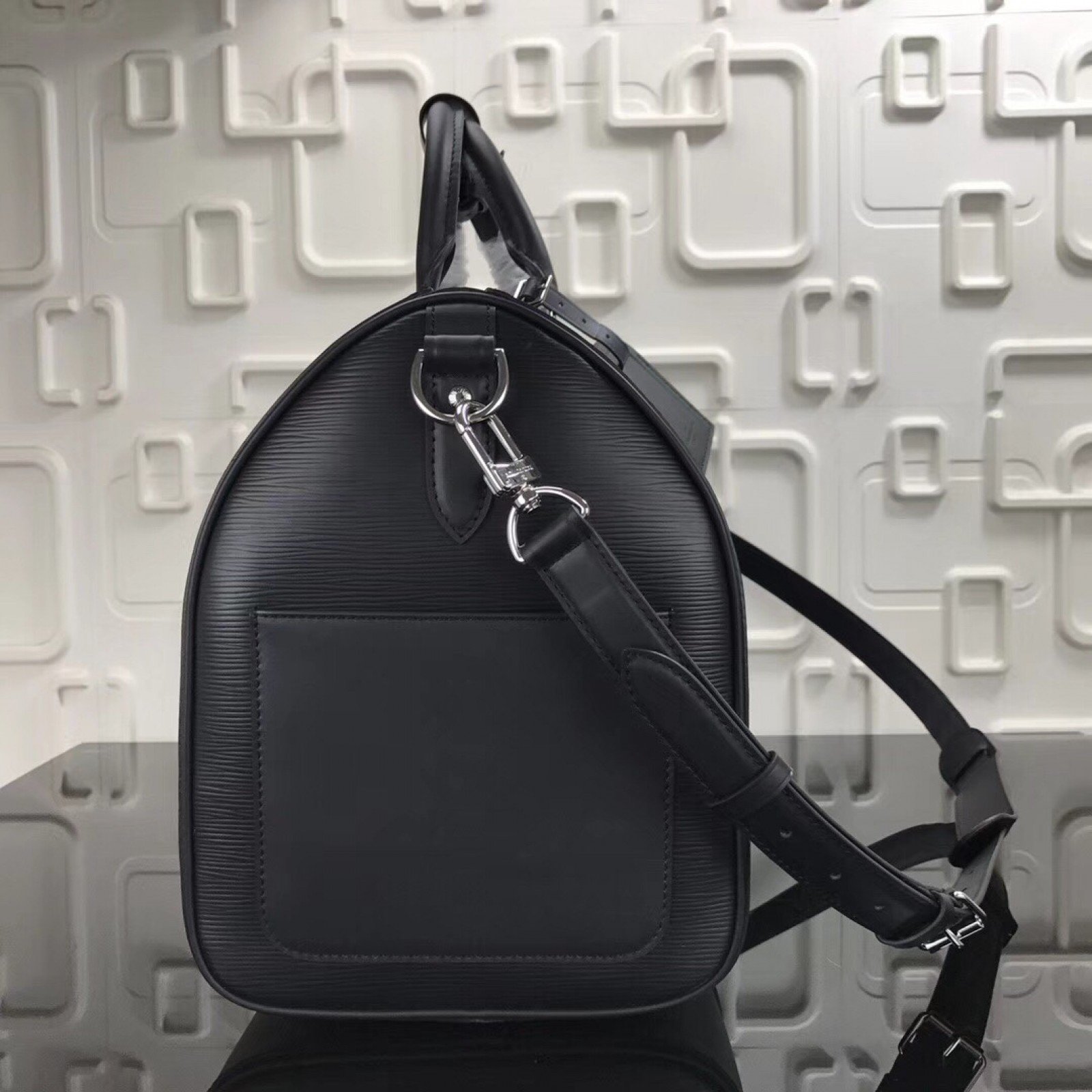 LV Supreme Keepall  M41418F