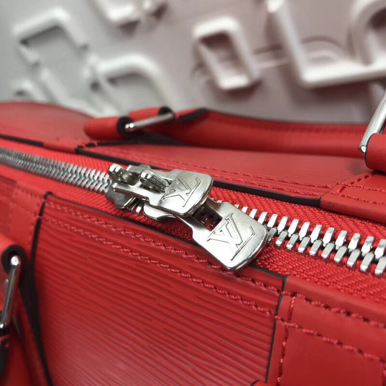 LV Supreme Keepall  M41418F