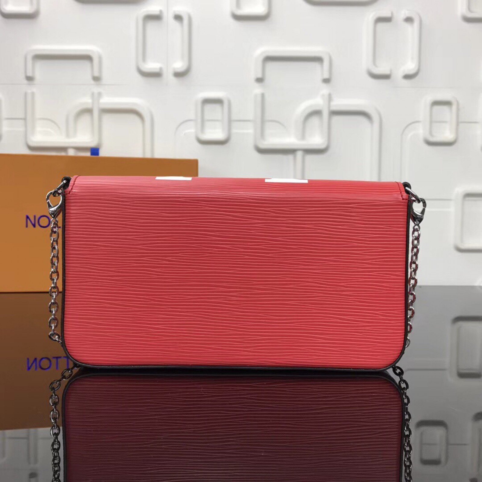LV Supreme POCHETTE FELICIE Bag M61276SZ