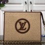 LV TOILETRY POUCH ON CHAIN M81366