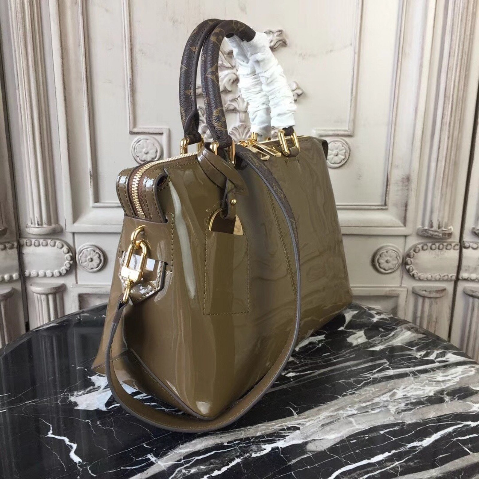 LV TOTE MIROIR M54394