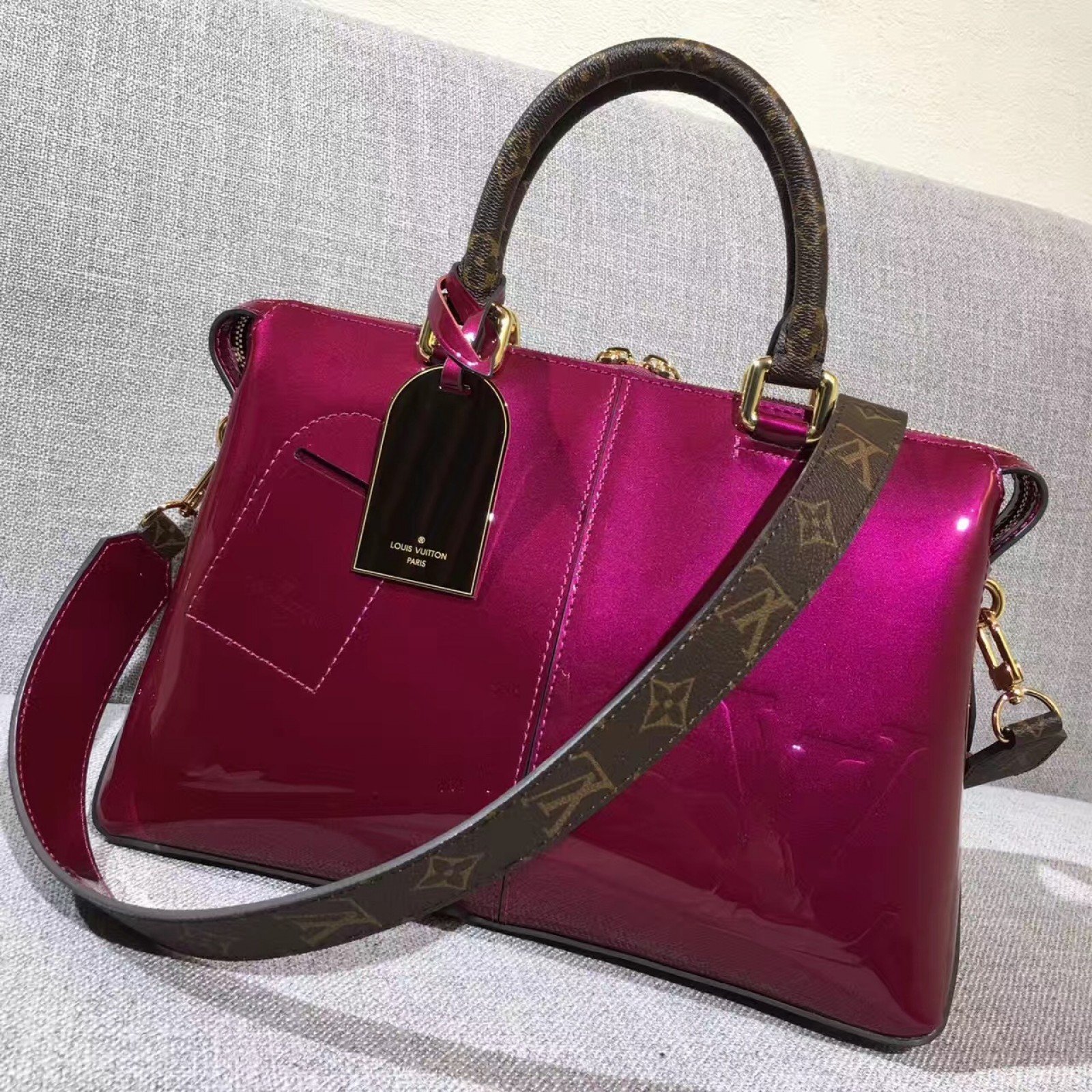 LV TOTE MIROIR M54640
