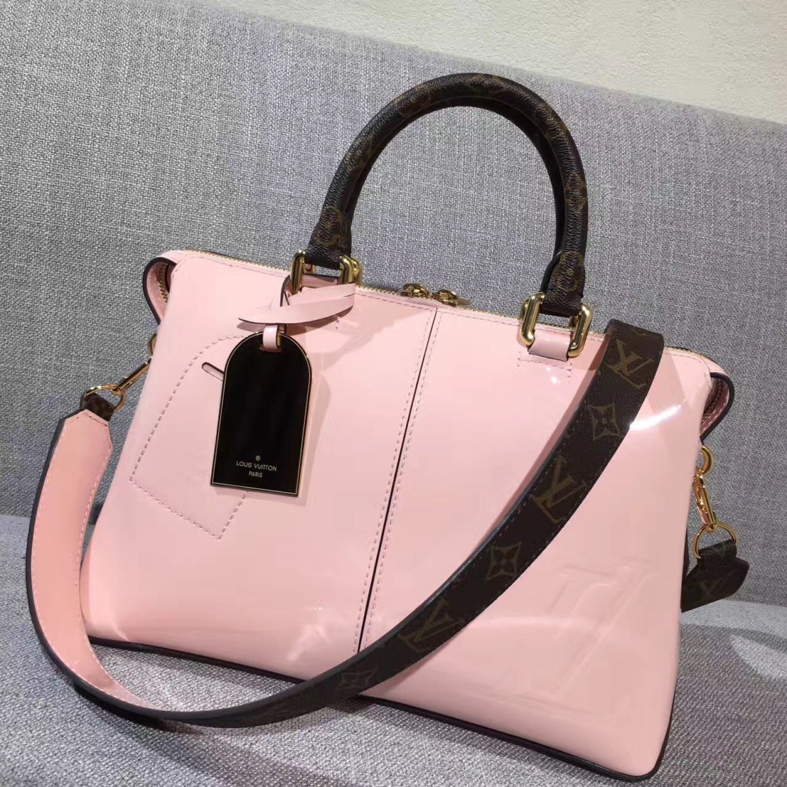 LV TOTE MIROIR M54640
