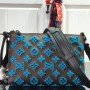 LV TRIANGLE MESSENGER M45078
