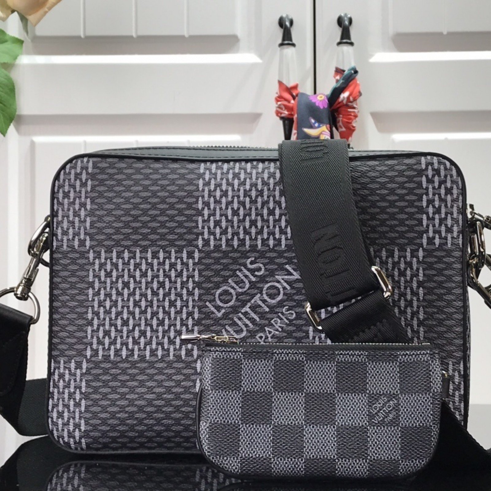LV TRIO MESSENGER N50017