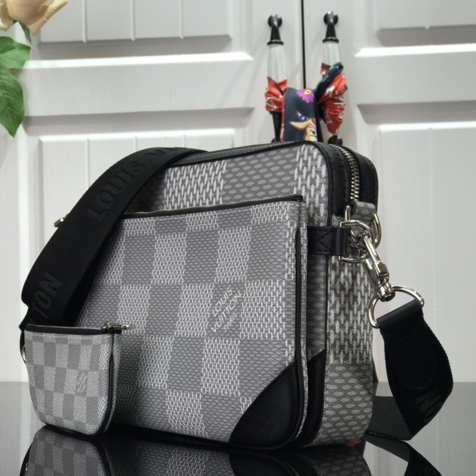 LV TRIO MESSENGER N50017