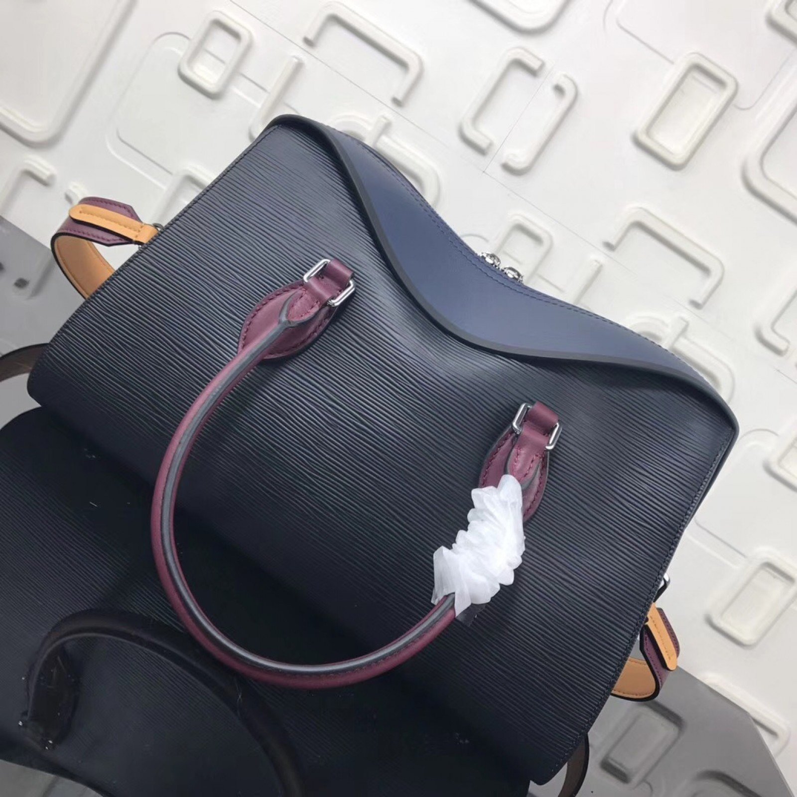 LV TUILERIES Bag M53443