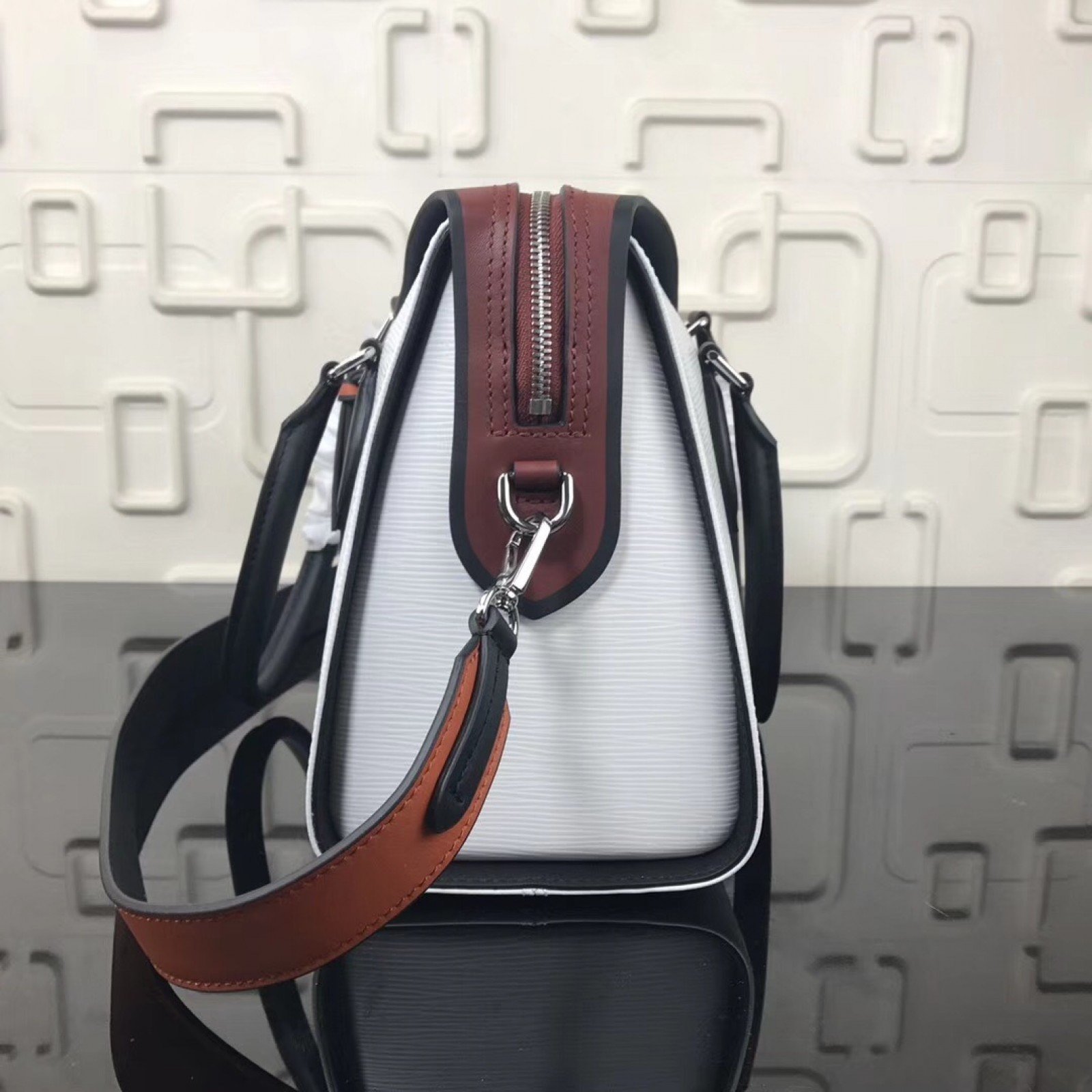 LV TUILERIES Bag M53443