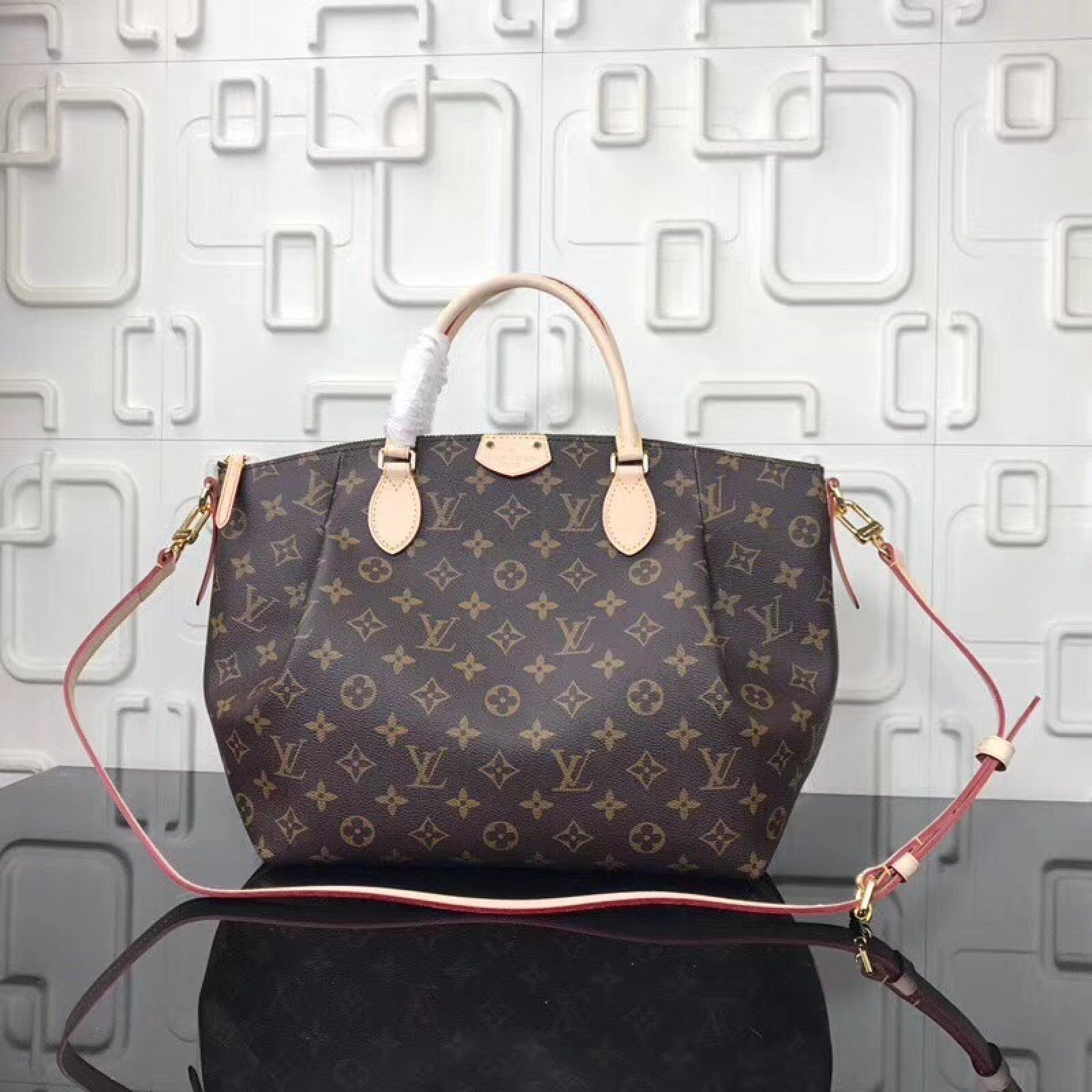 LV TURENNE Bag M48815