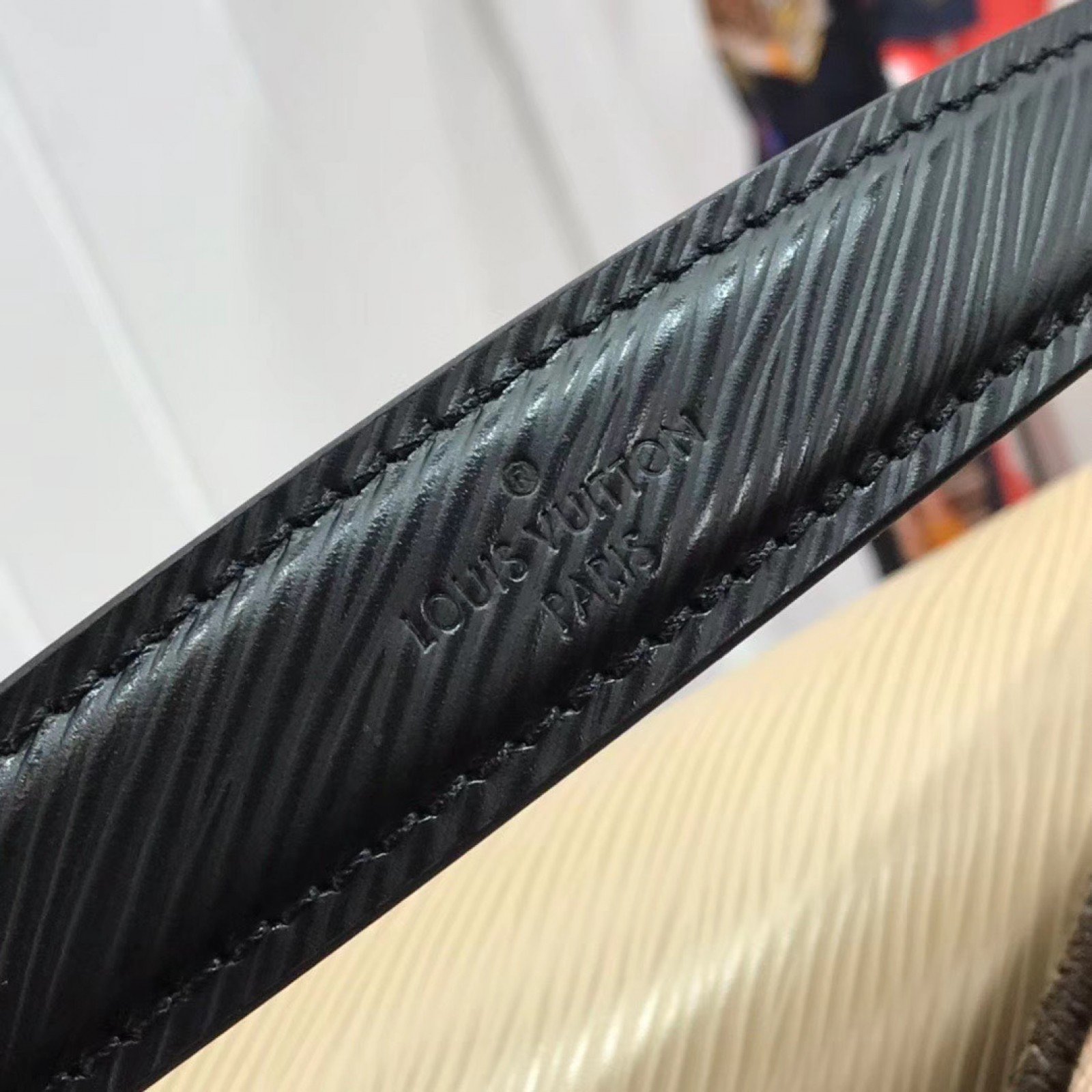 LV TWIST MM M50280CD