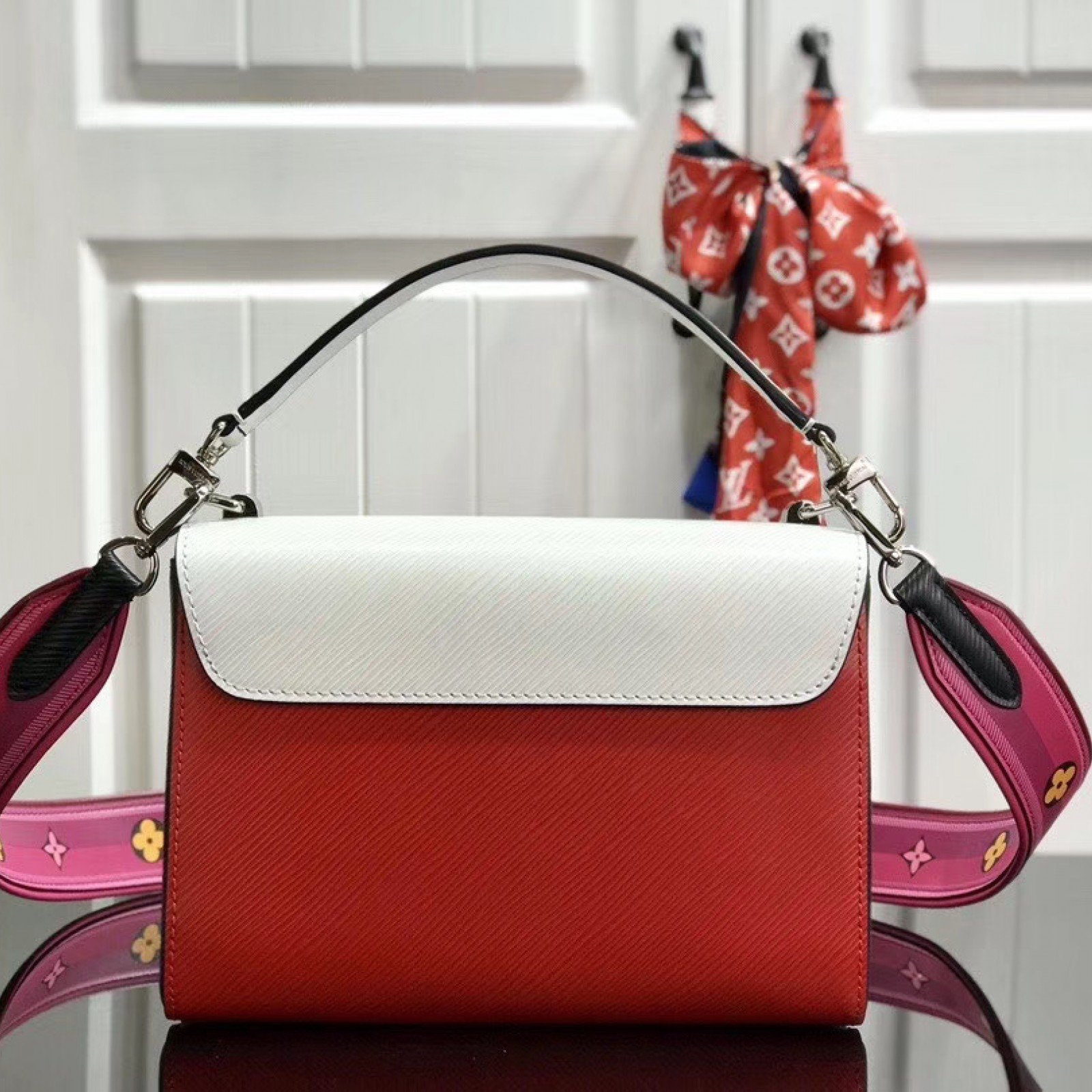 LV TWIST MM M50280CD
