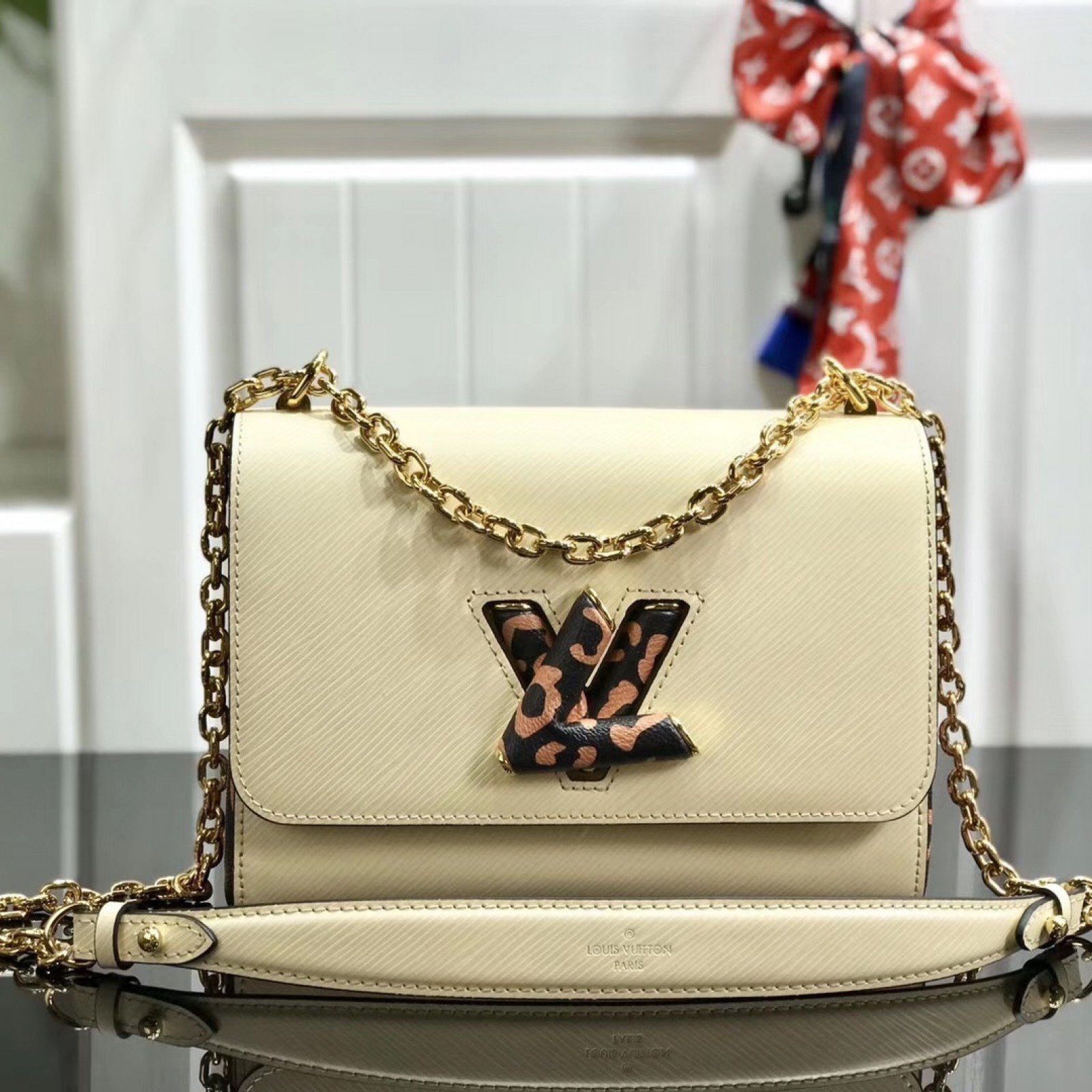 LV TWIST MM M50280SH