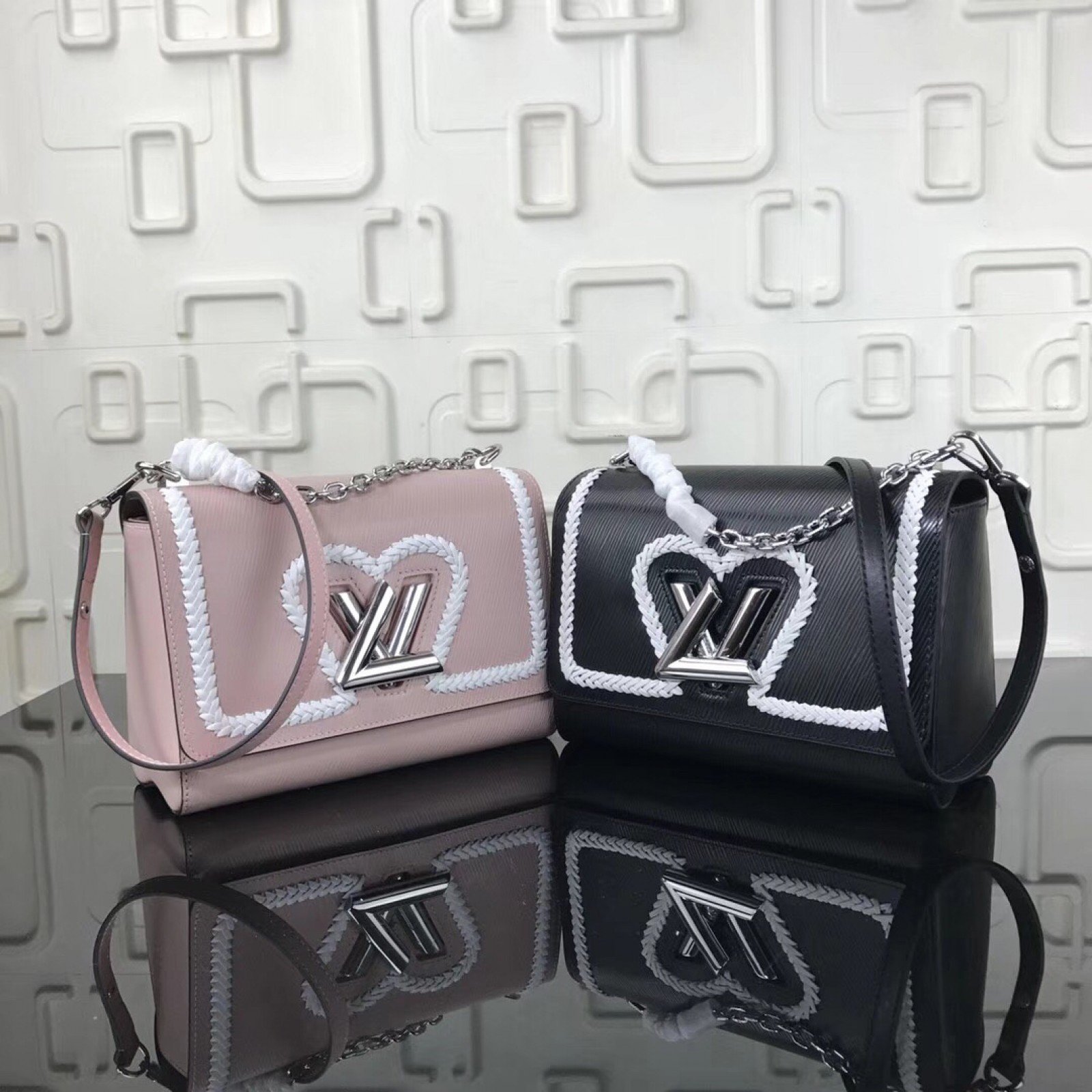 LV TWIST MM M53126