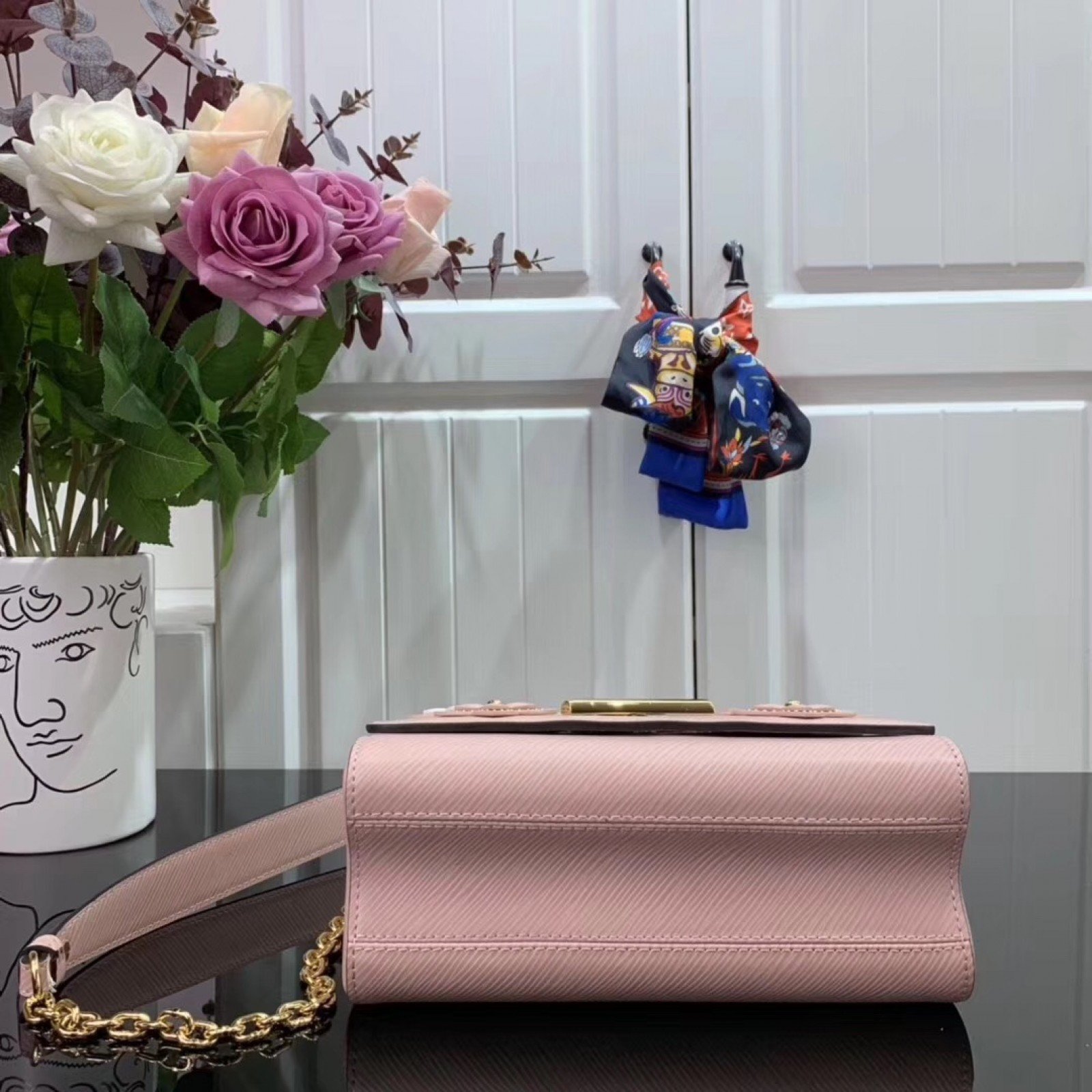 LV TWIST MM M53762
