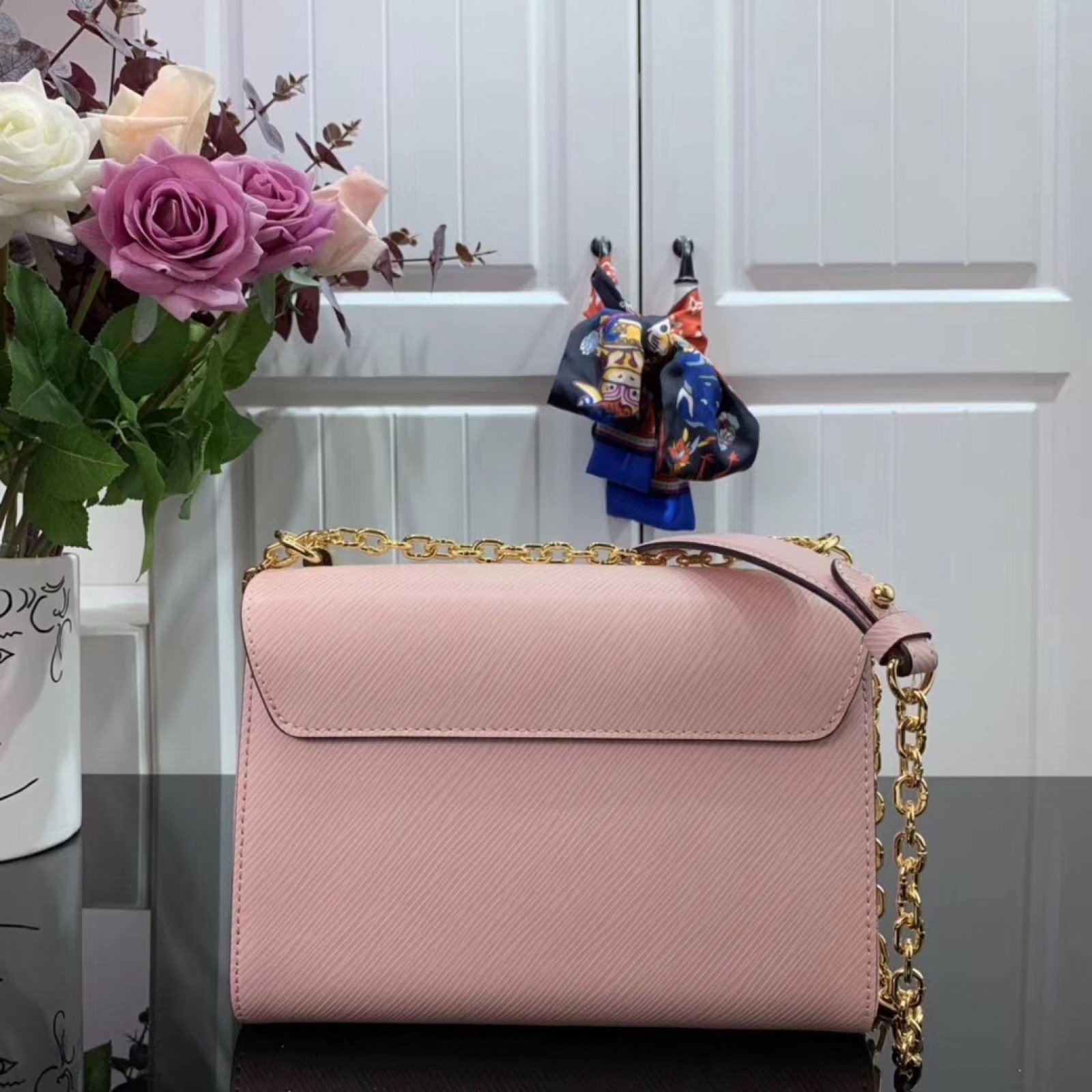 LV TWIST MM M53762