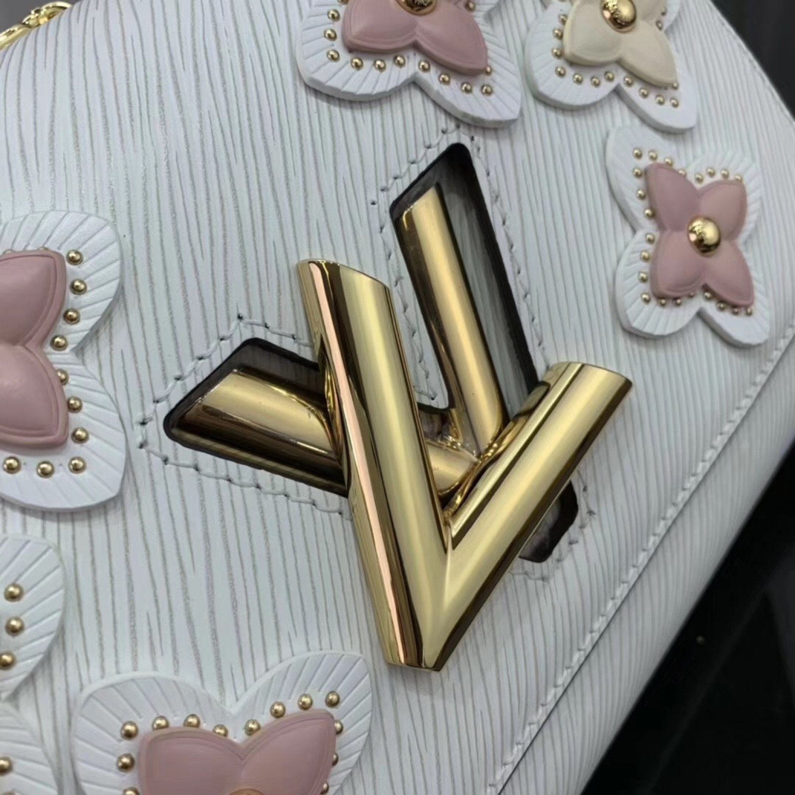 LV TWIST MM M53762
