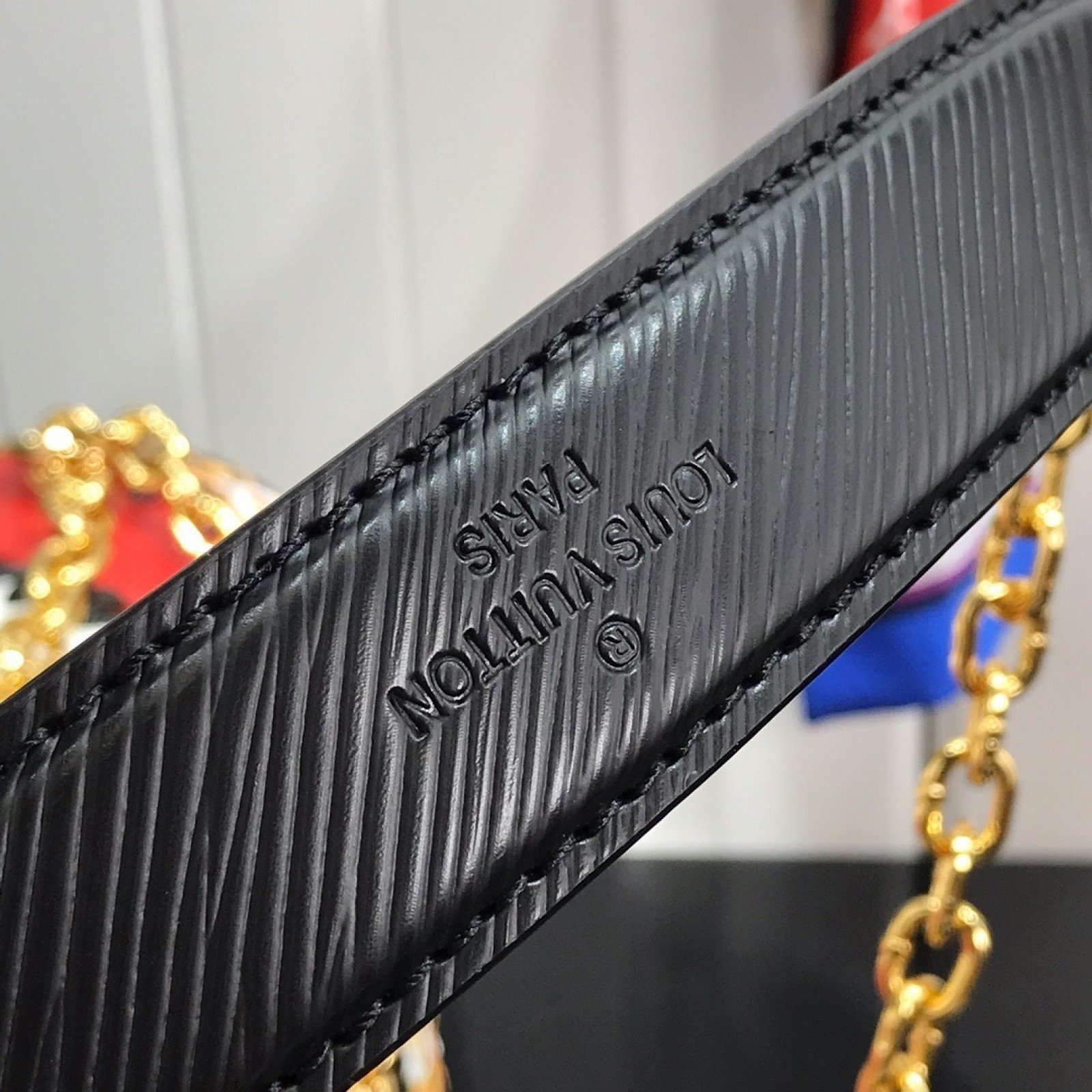 LV TWIST MM M53926