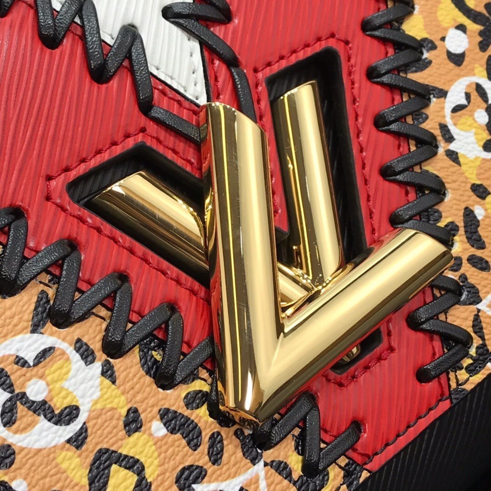 LV TWIST MM M53926