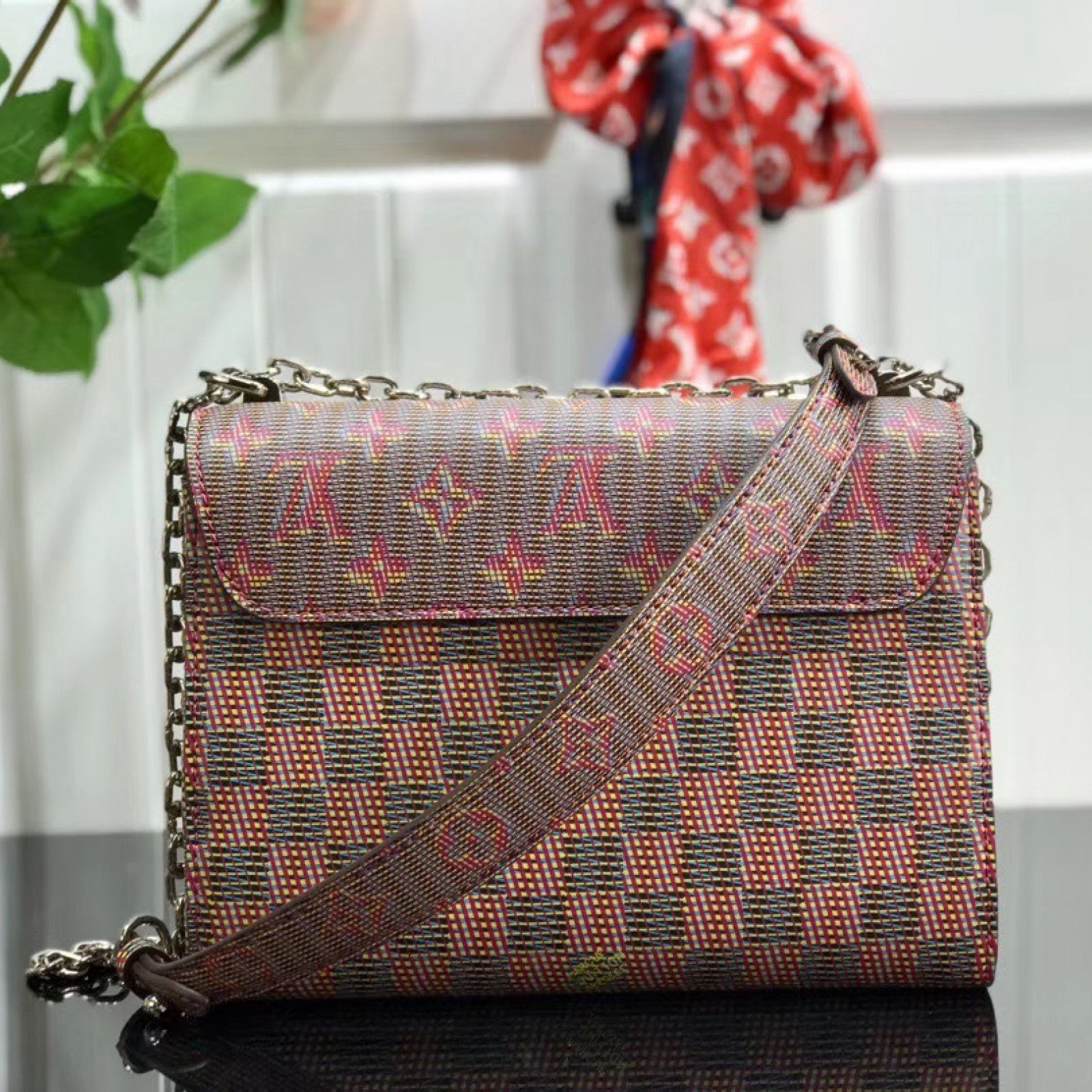 LV TWIST MM M55480