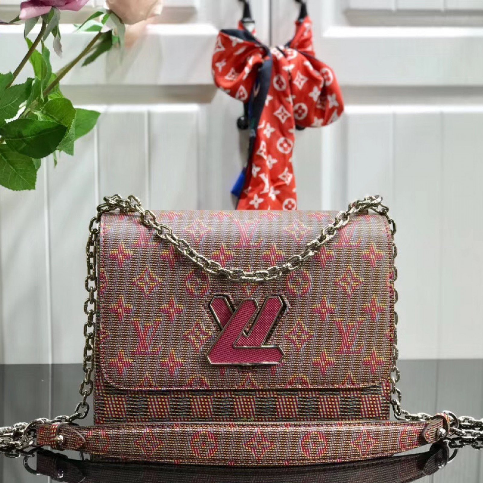 LV TWIST MM M55480