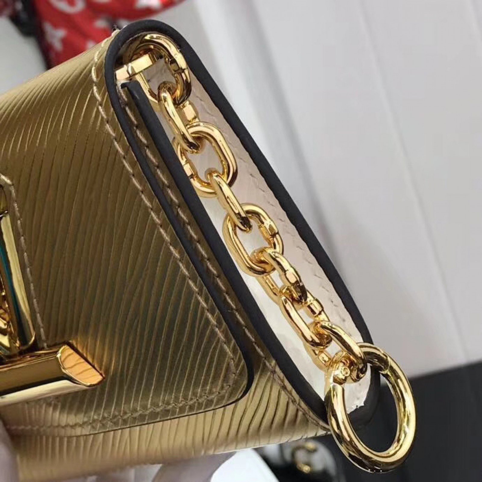 LV TWIST MM M55683