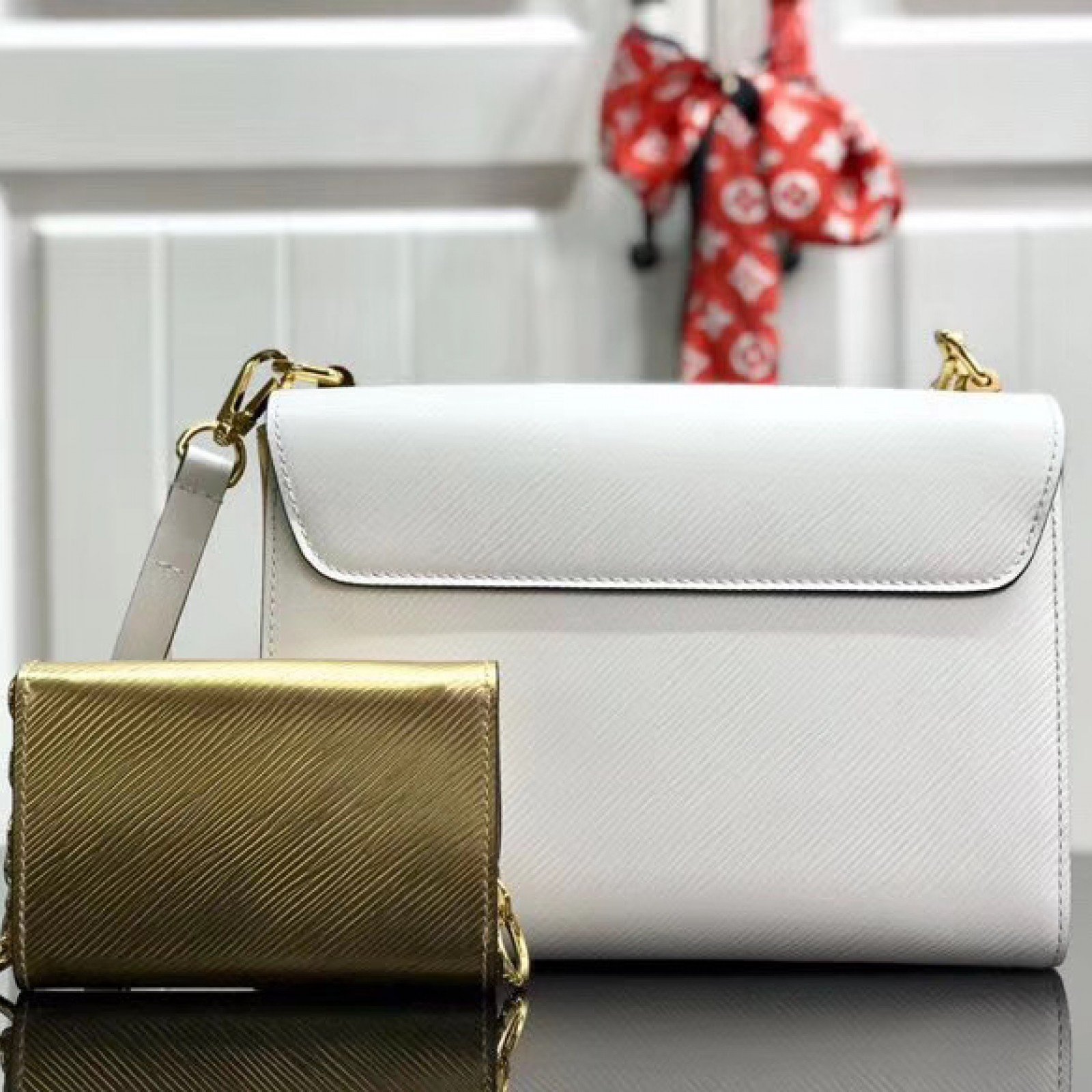 LV TWIST MM M55683