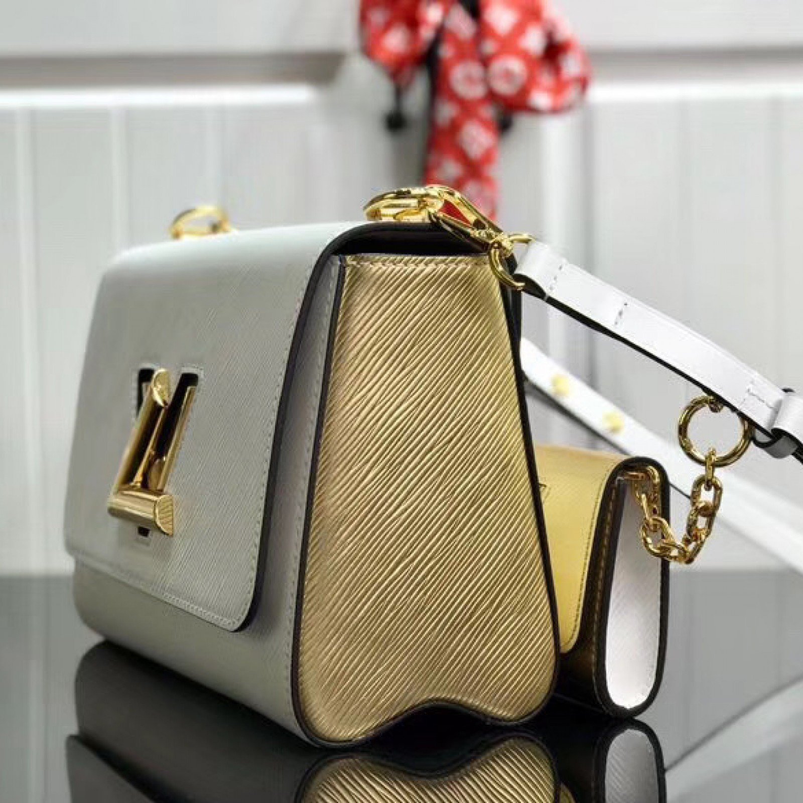 LV TWIST MM M55683