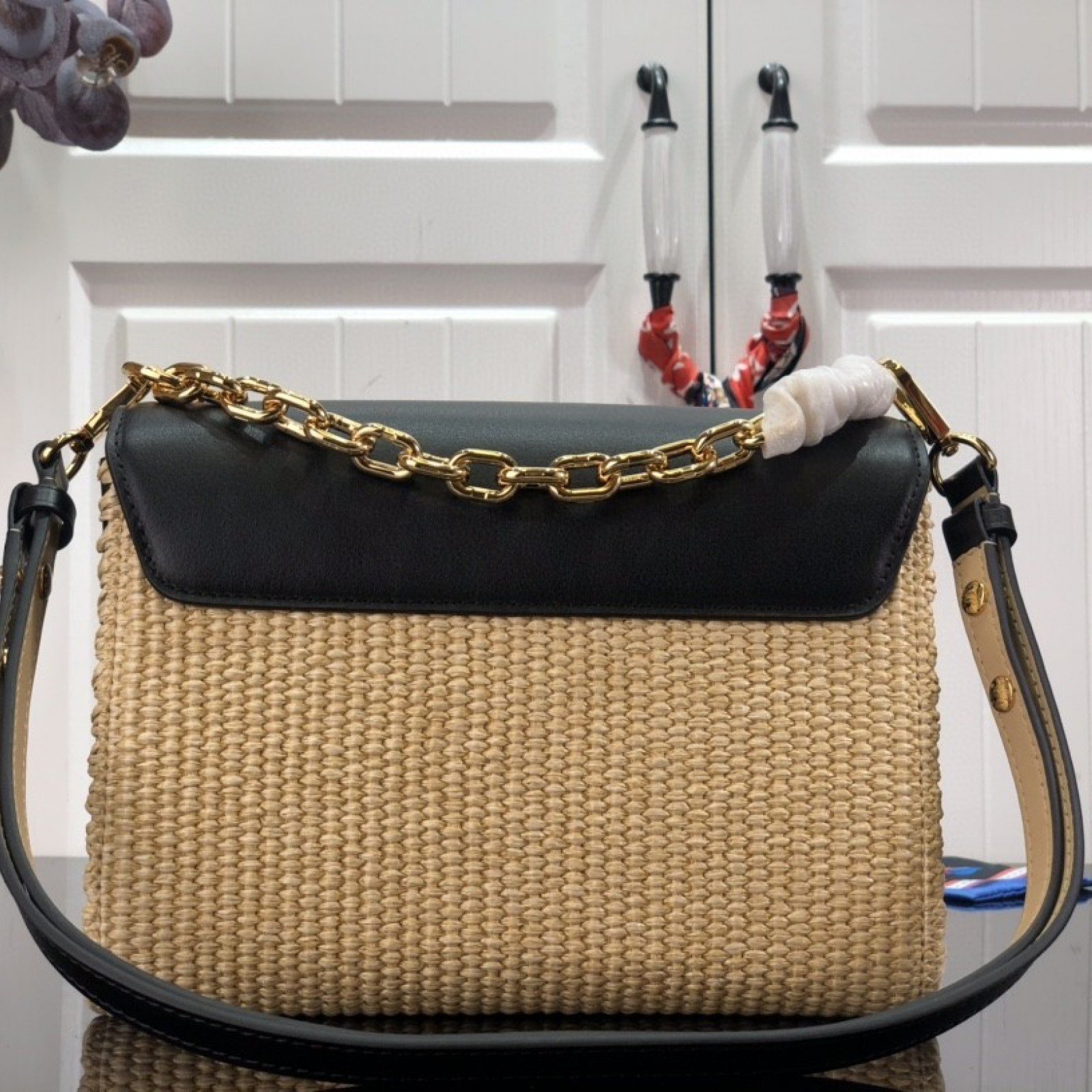 LV TWIST MM M57646