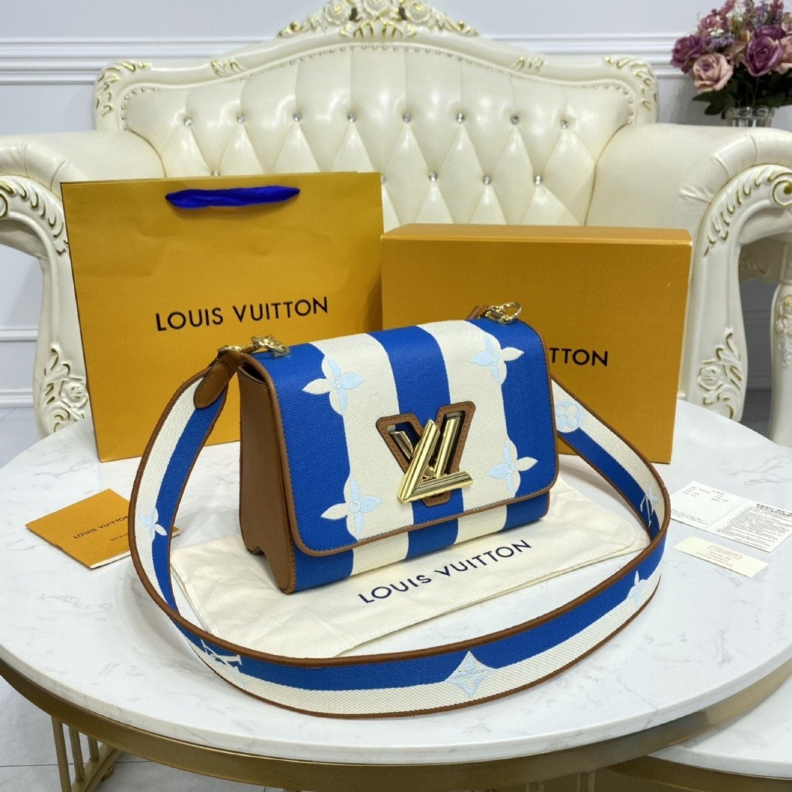 LV TWIST MM M57659