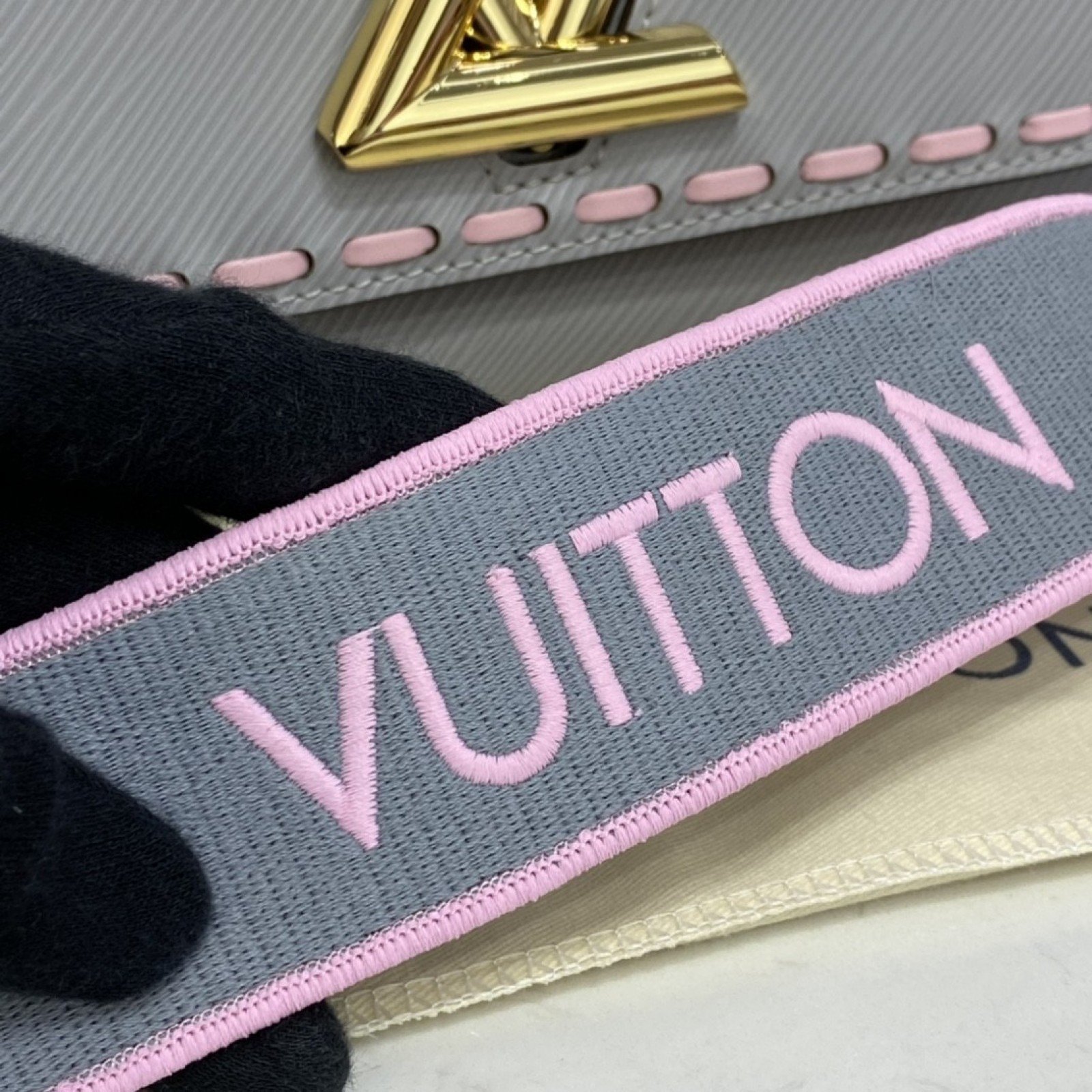 LV TWIST MM M58606
