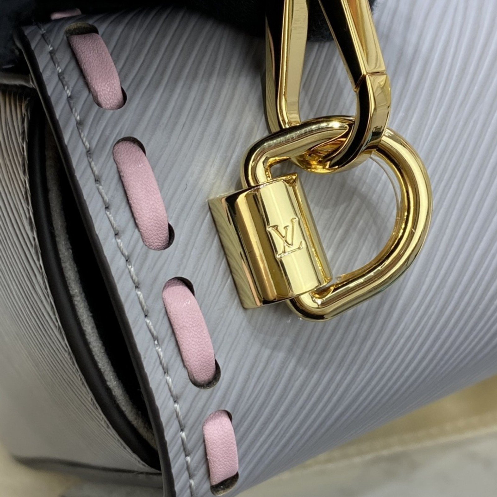LV TWIST MM M58606
