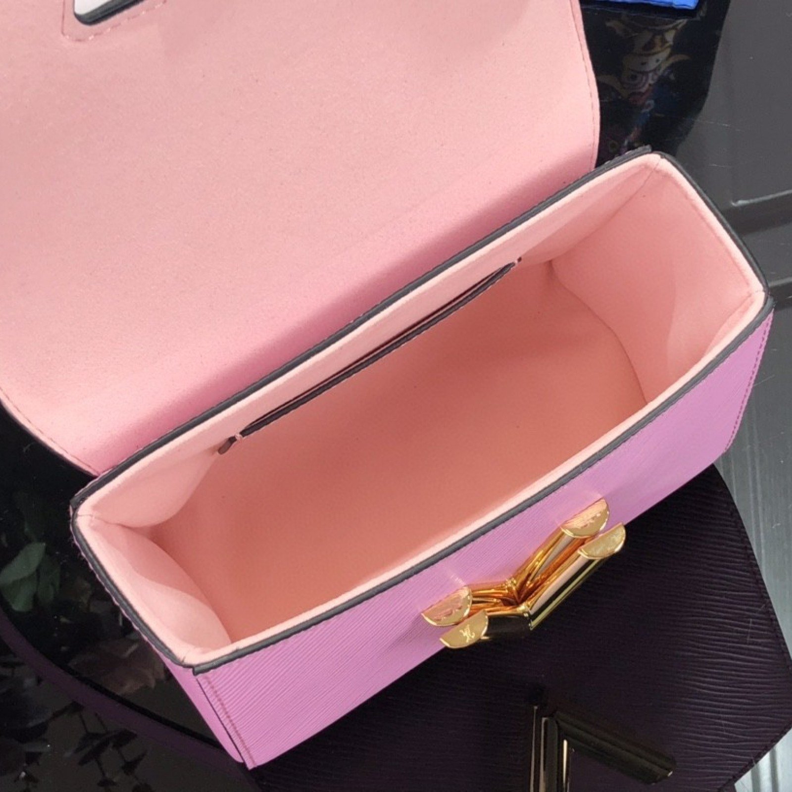 LV TWIST MM M59402