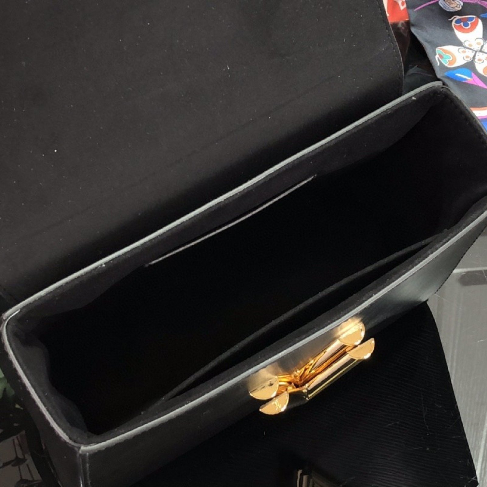 LV TWIST MM M59402