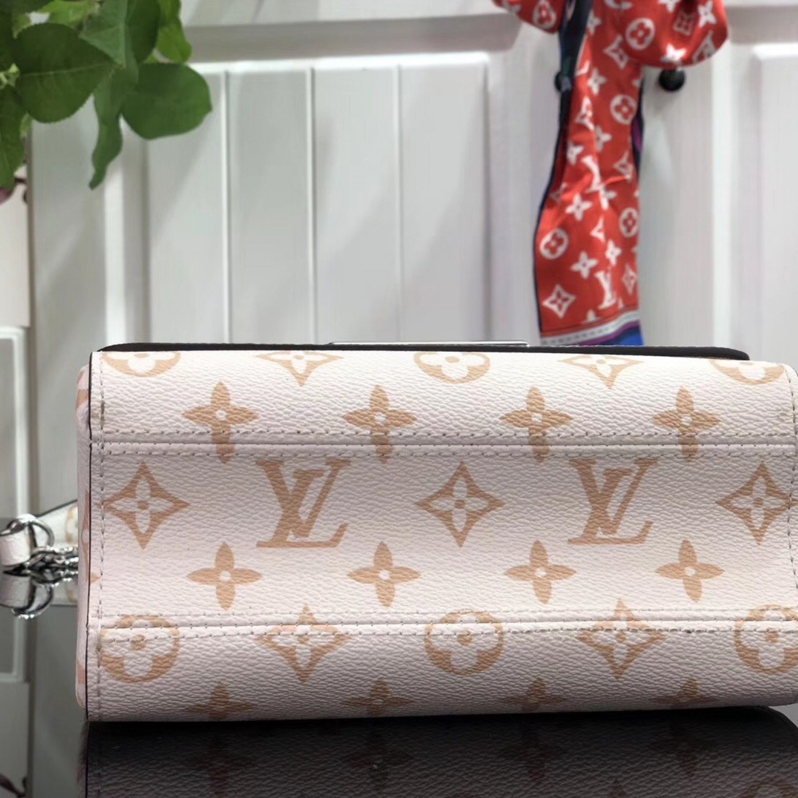 LV TWIST PM M50332