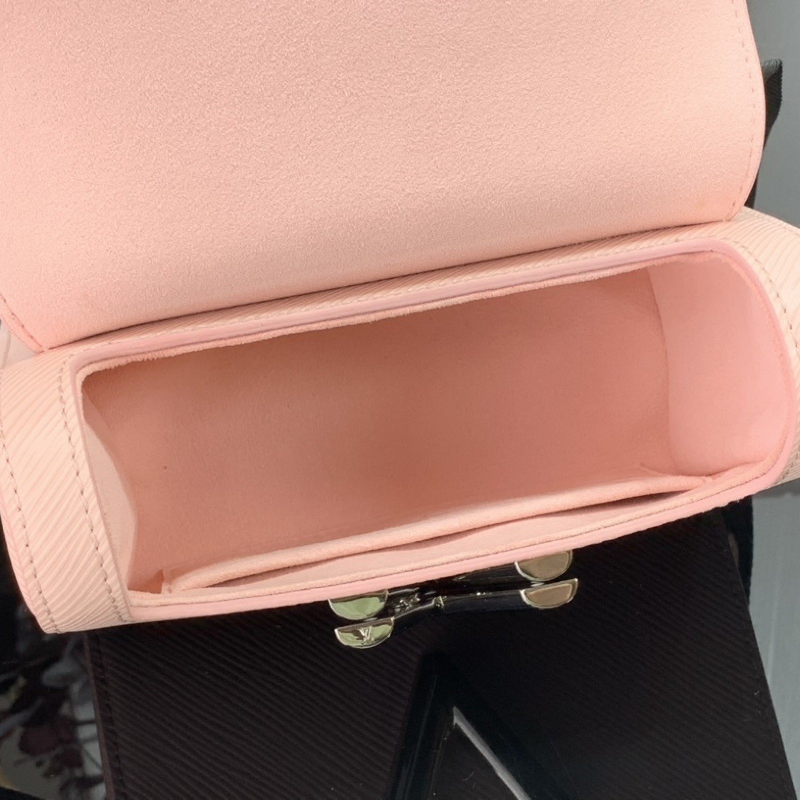 LV TWIST PM M56628