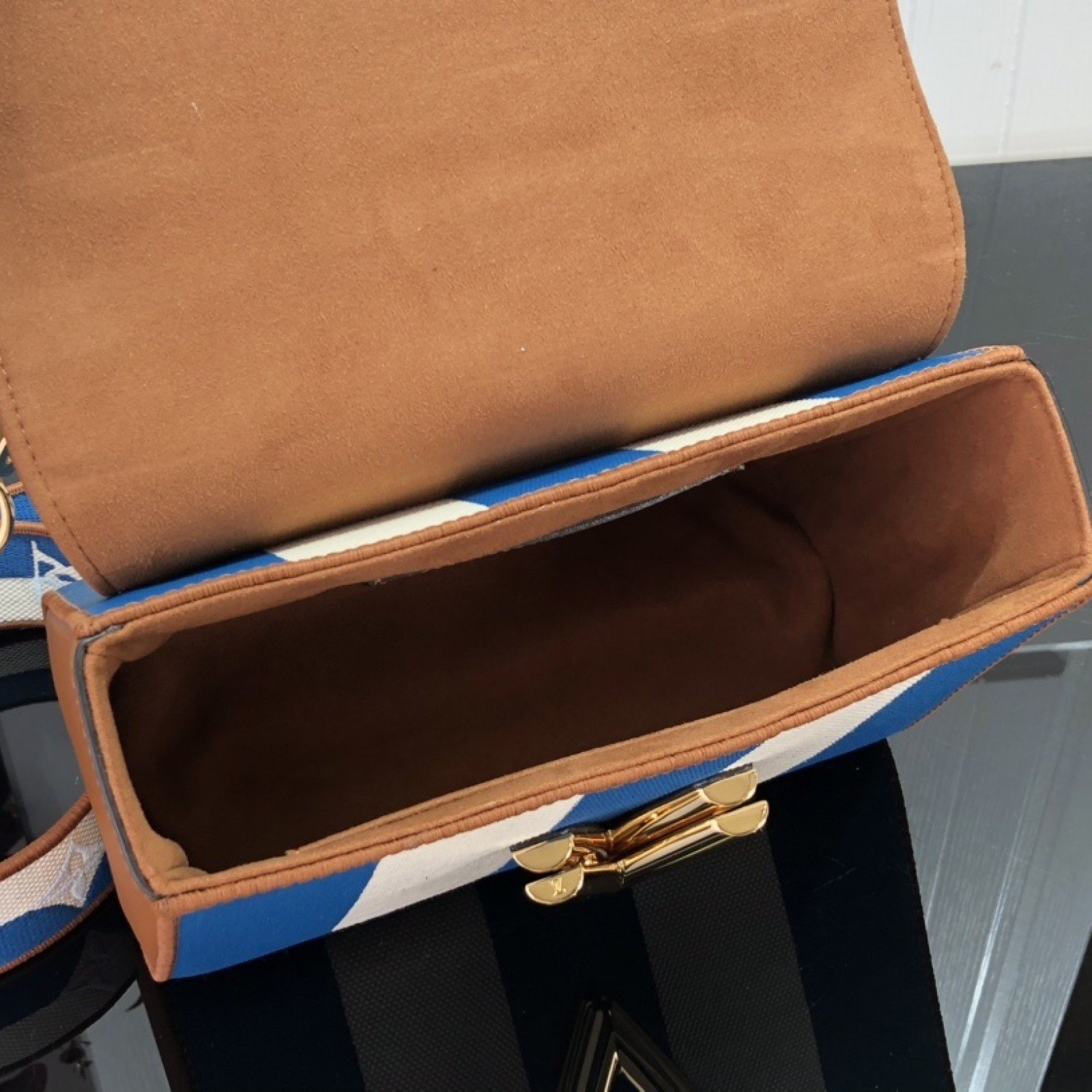 LV TWIST PM M57722