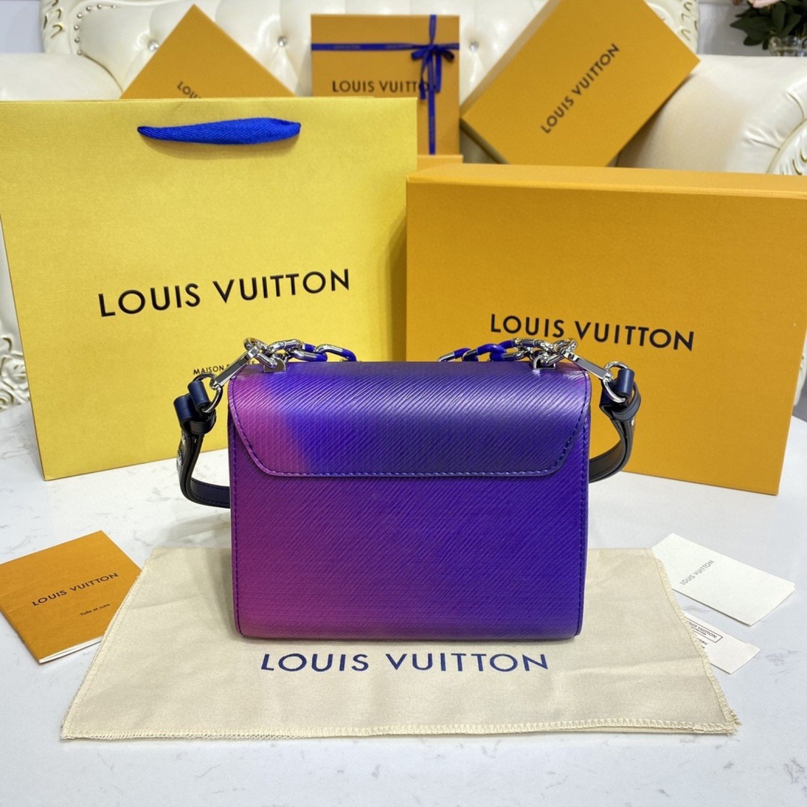 LV TWIST PM M59896