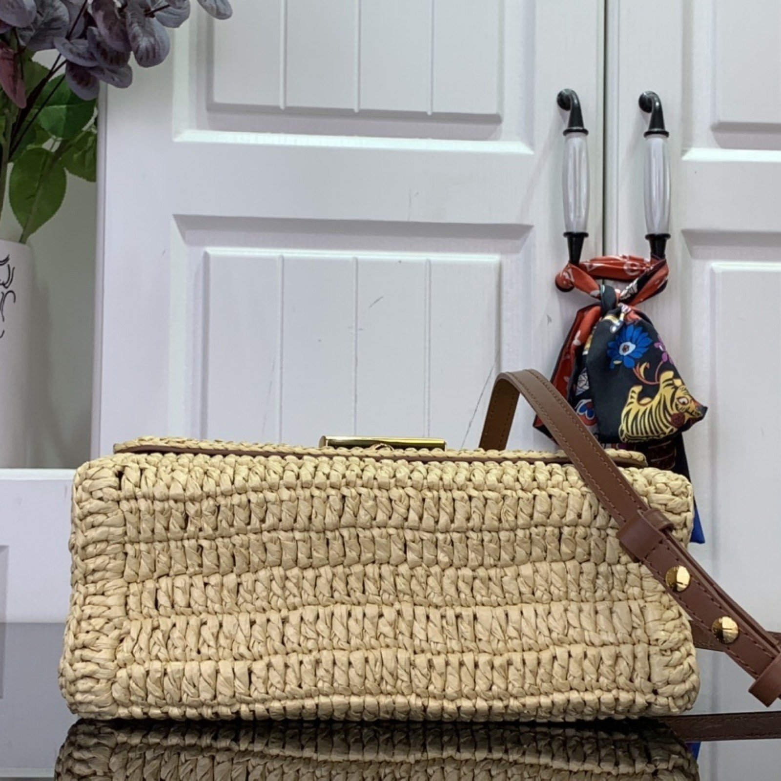 LV TWIST SLIM m14309