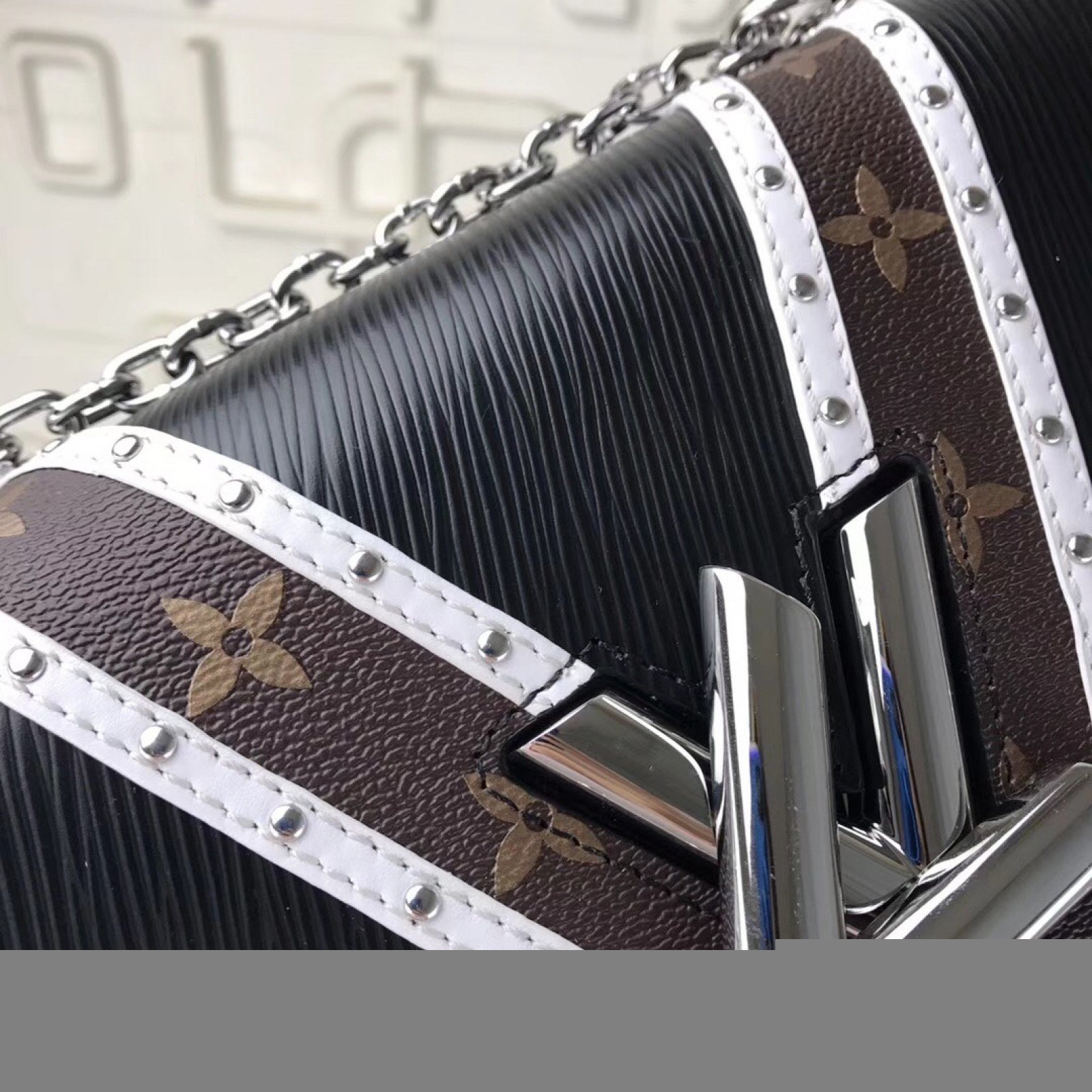 LV TWIST bag M50280