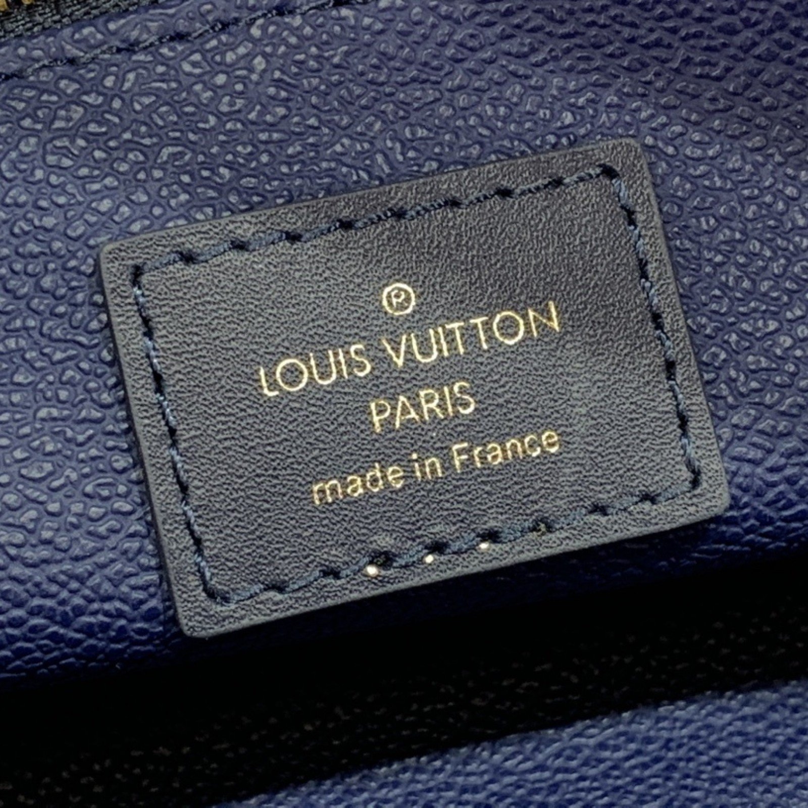 LV Toilet bag M44494