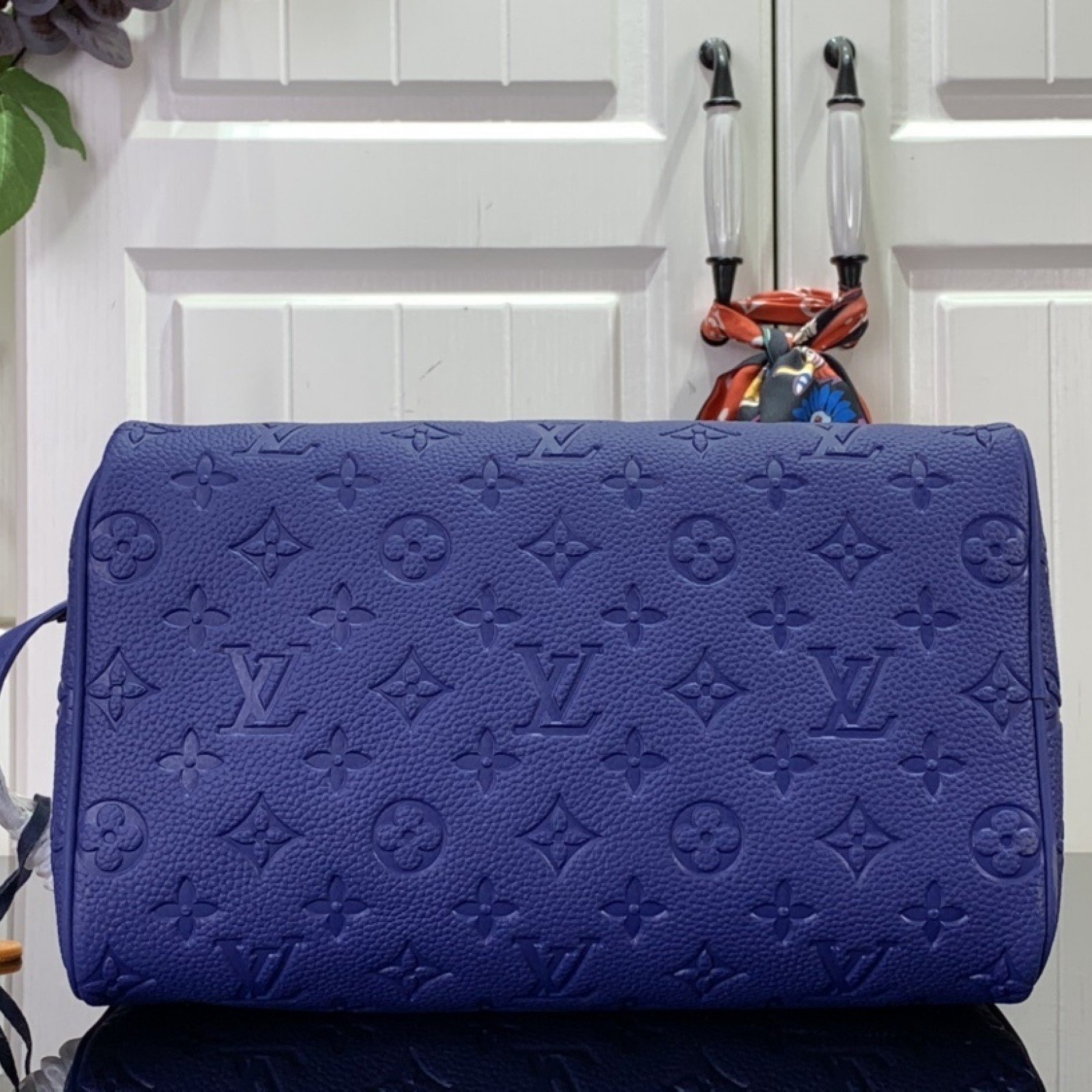 LV Toilet bag m82576