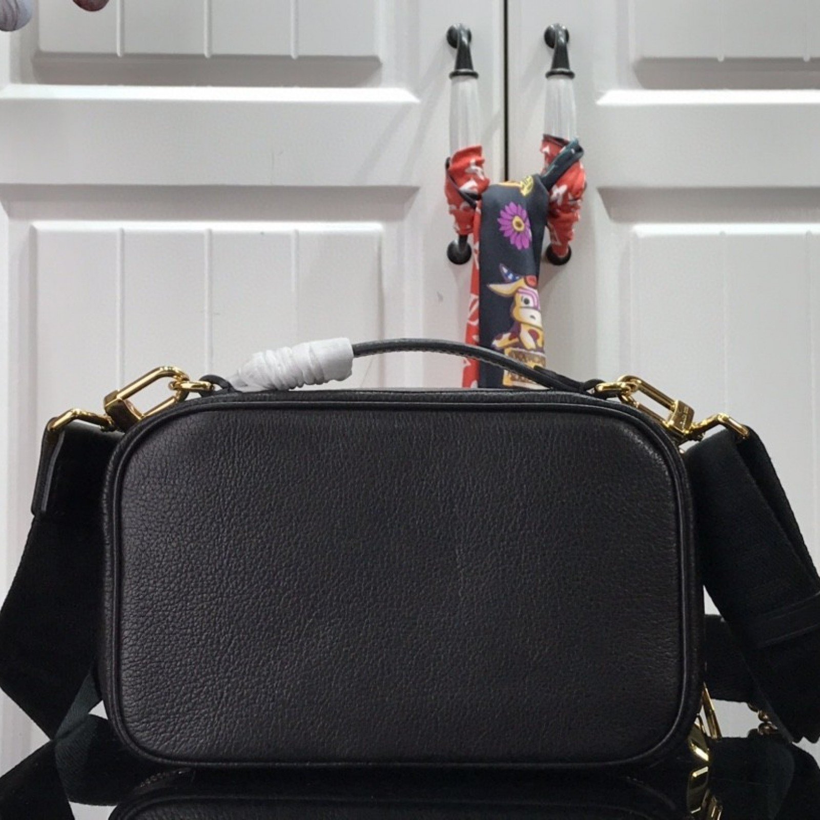 LV UTILITY CROSSBODY M80450