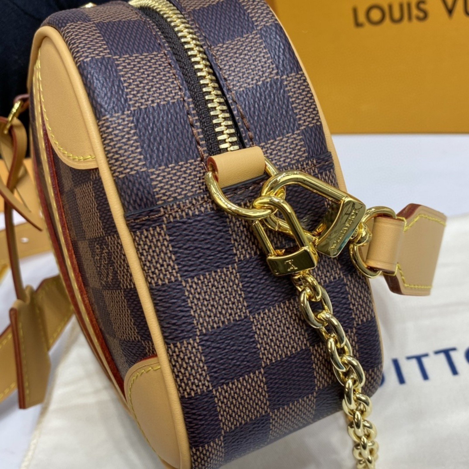 LV VALISETTE SOUPLE BB N50065