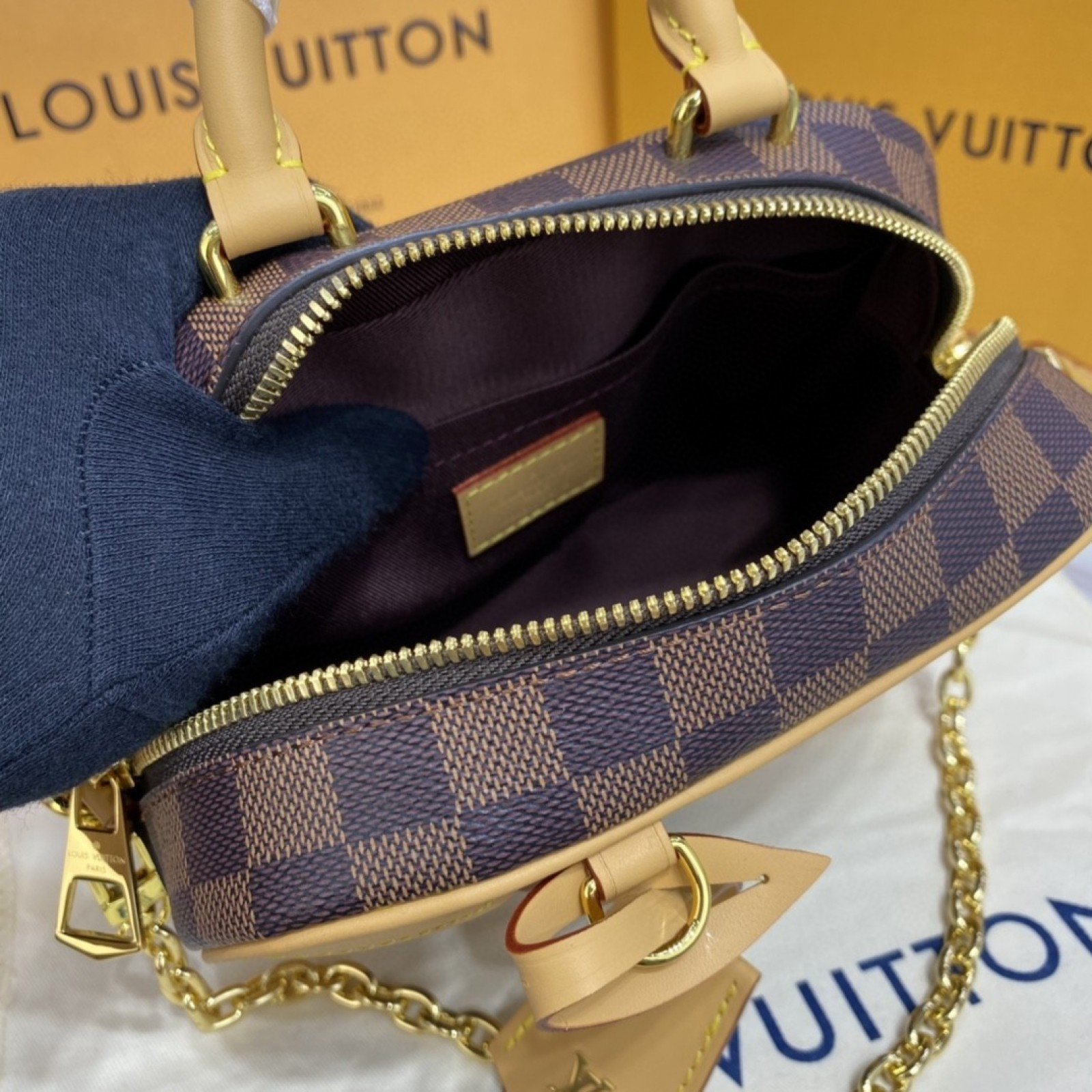 LV VALISETTE SOUPLE BB N50065