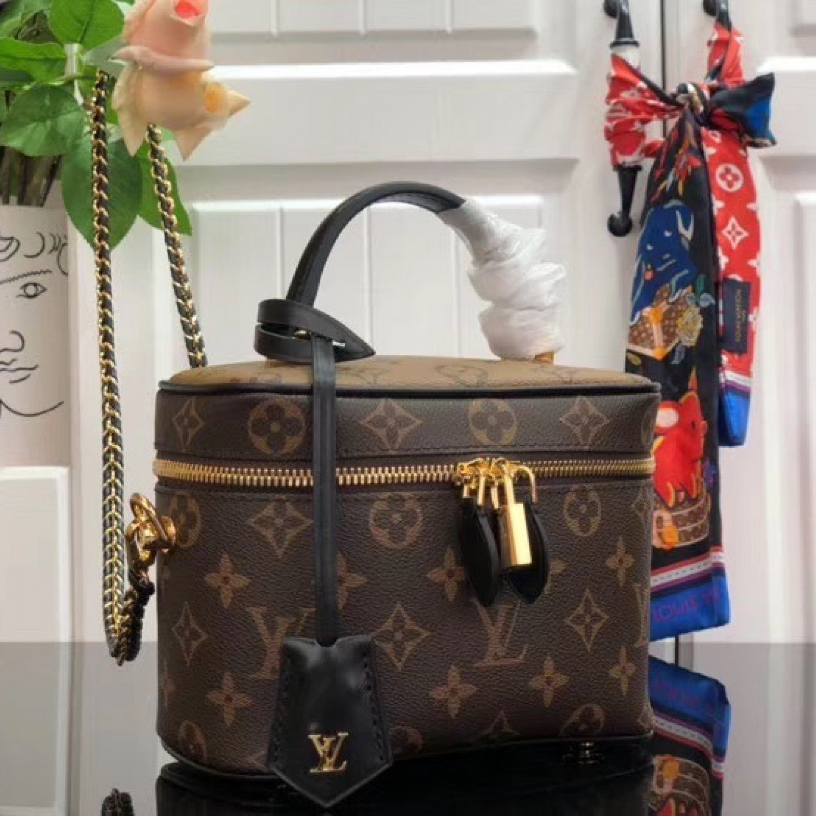 LV VANITY PM M45165