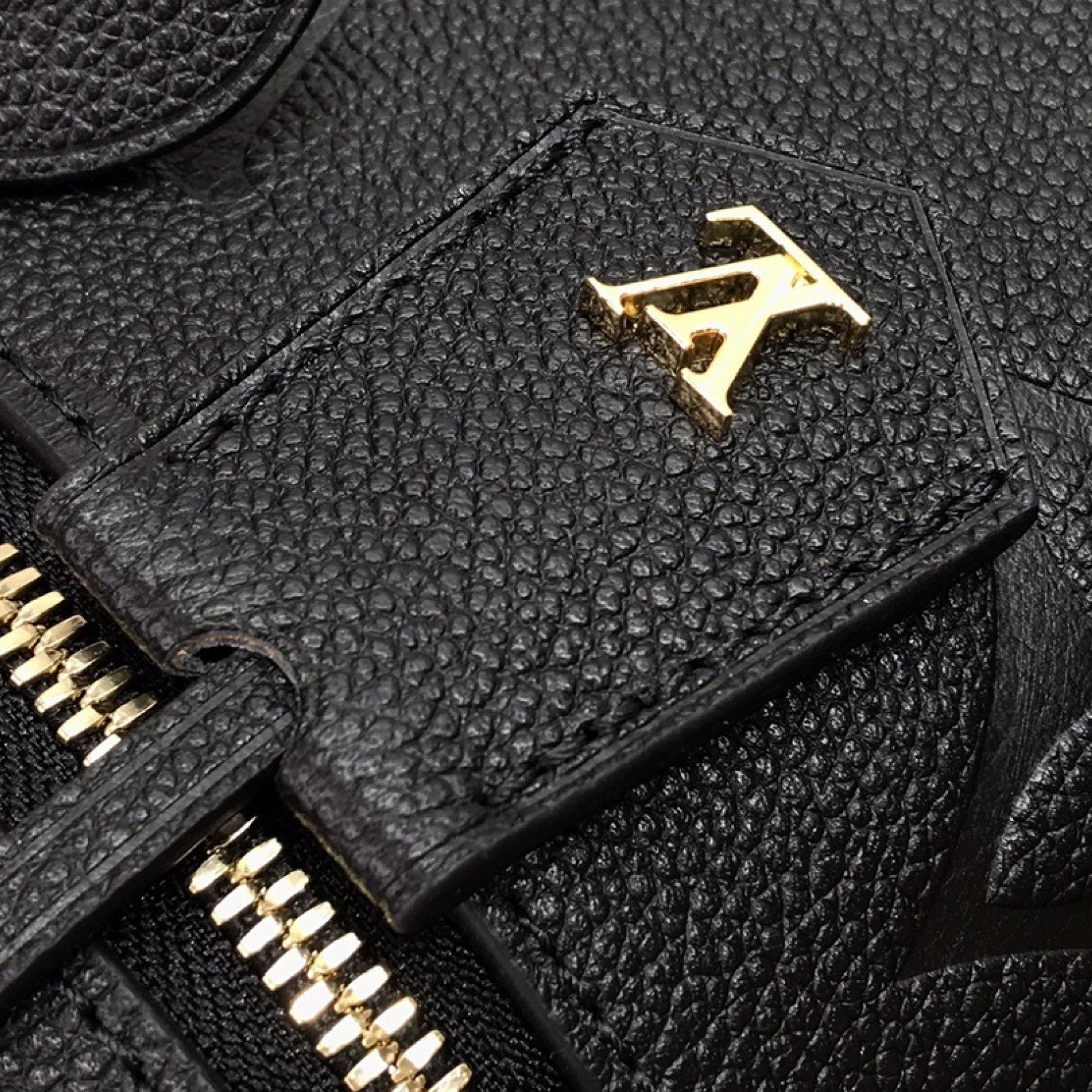 LV VANITY PM M45598