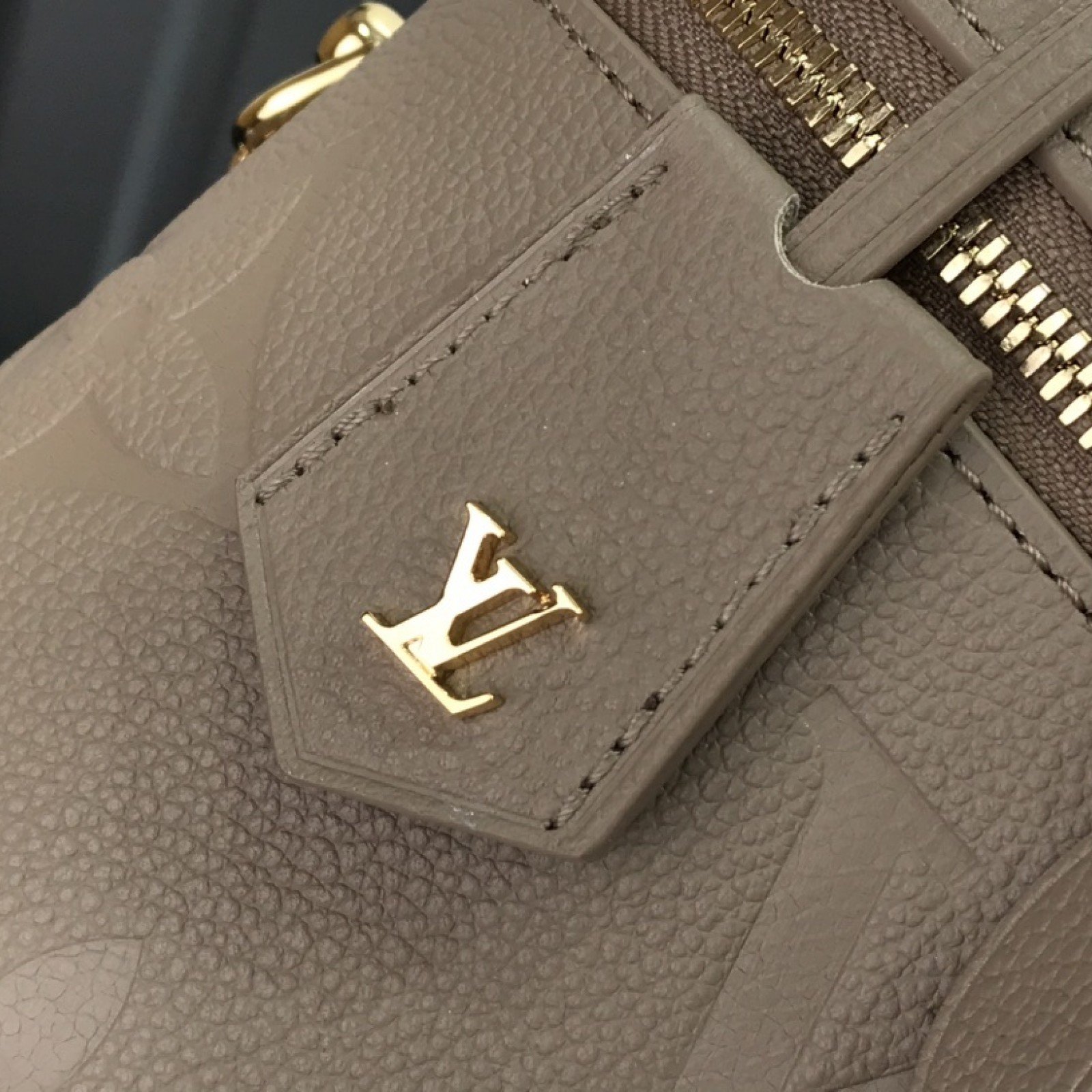 LV VANITY PM M45598