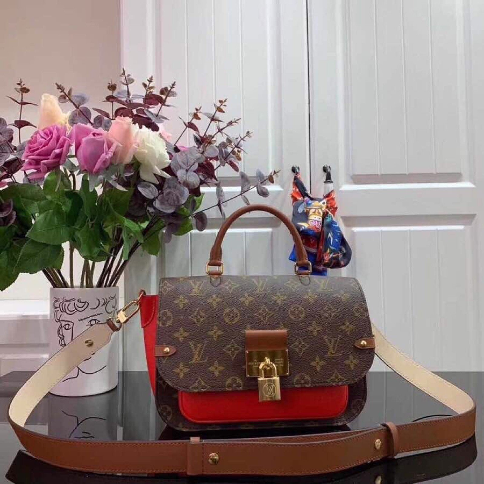 LV VAUGIRARD BAG M44354