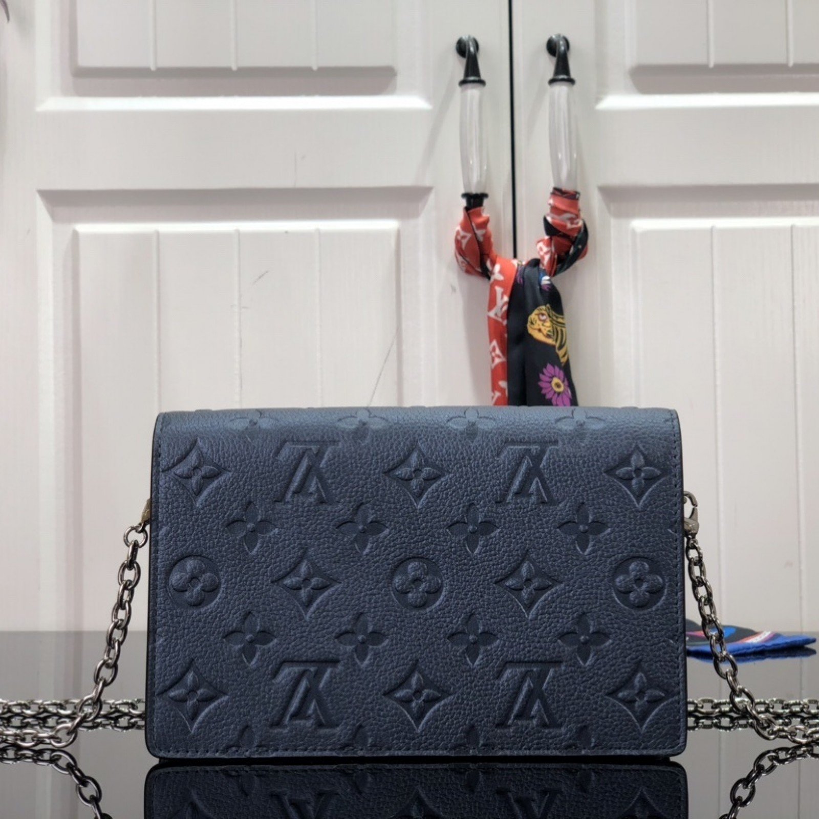 LV VAVIN M59077