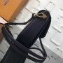 LV VERY MESSENGER BAG M51682